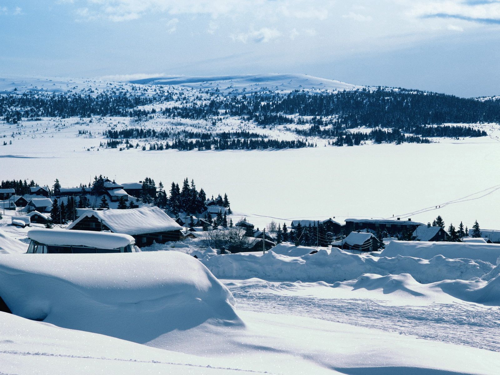 Laden Sie das Winter, Natur, Schnee, Wald, Dorf, Freiflächen, Weite-Bild kostenlos auf Ihren PC-Desktop herunter