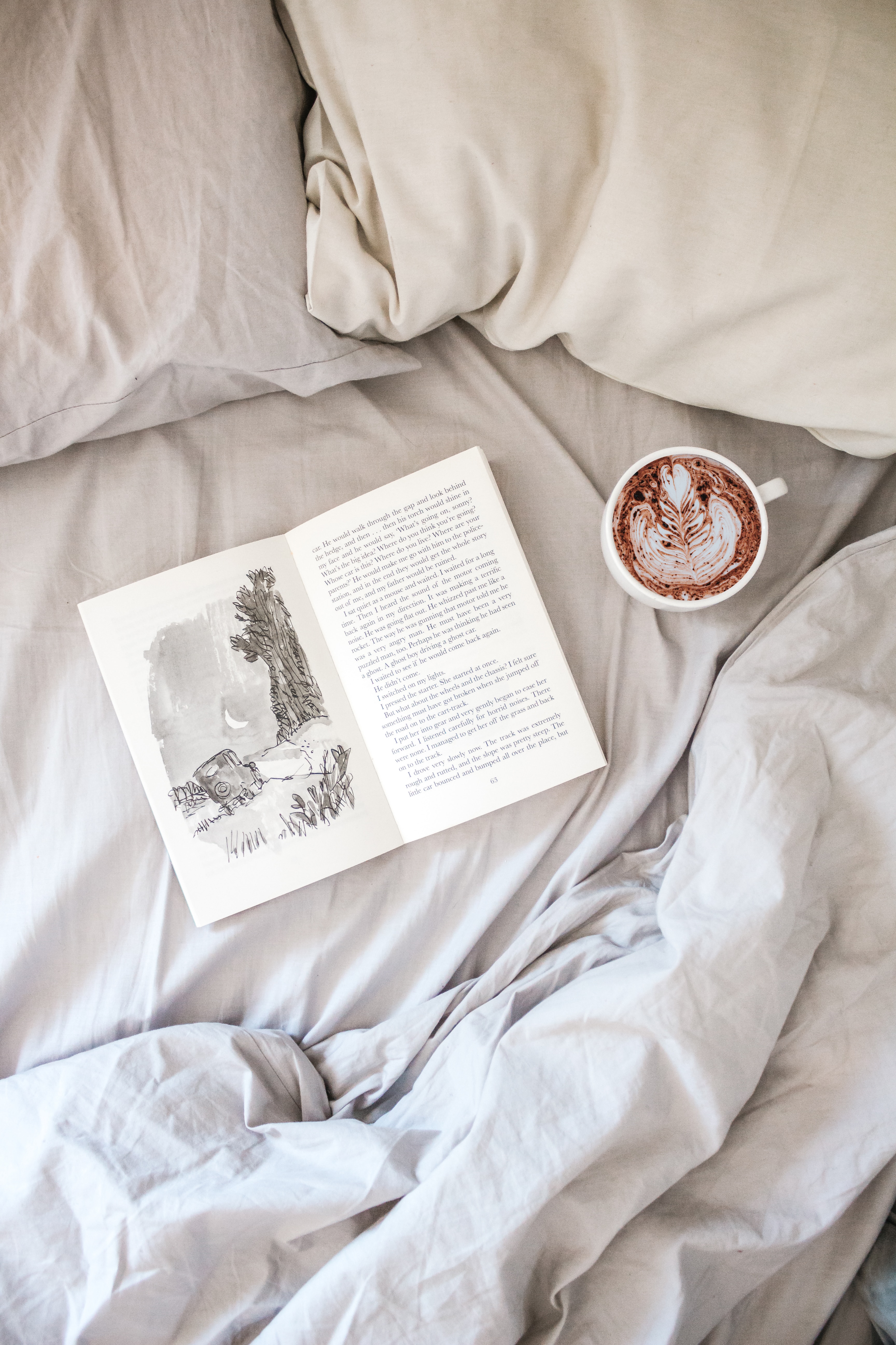 mug, bed, book, miscellanea HD Mobile