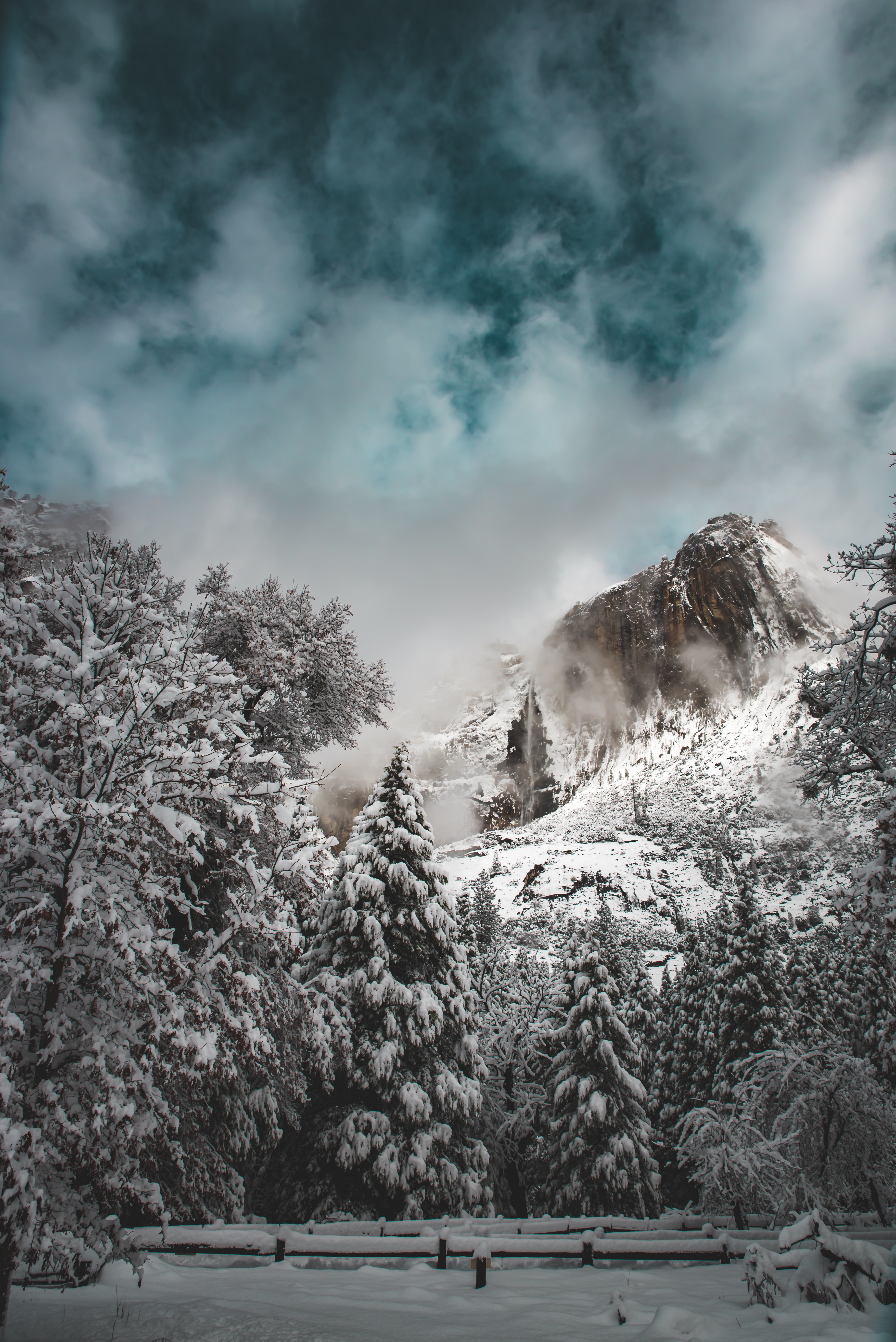 157178 завантажити шпалери зима, природа, гори, хмари, сніг - заставки і картинки безкоштовно