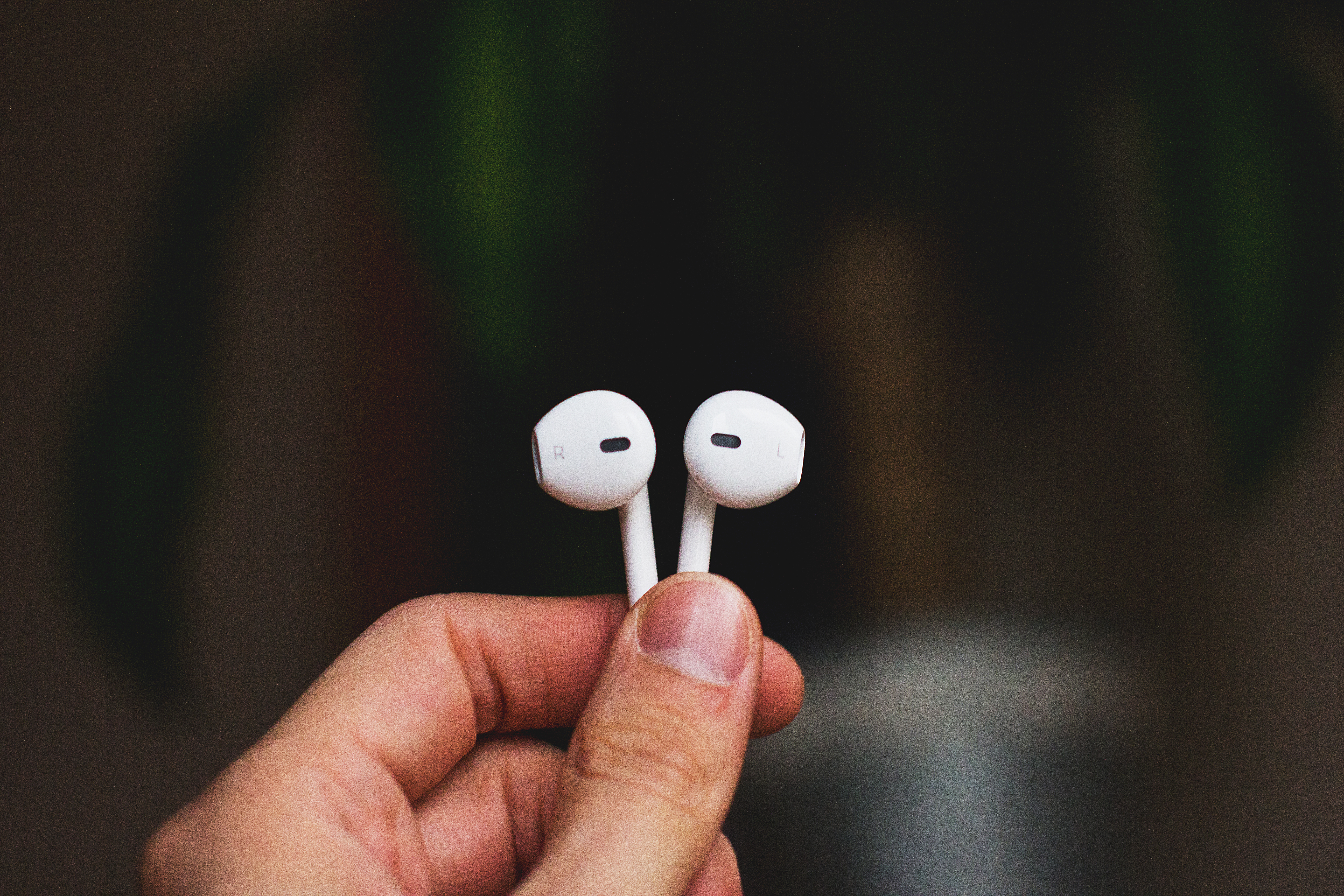 headphones, music, hand, fingers wallpapers for tablet