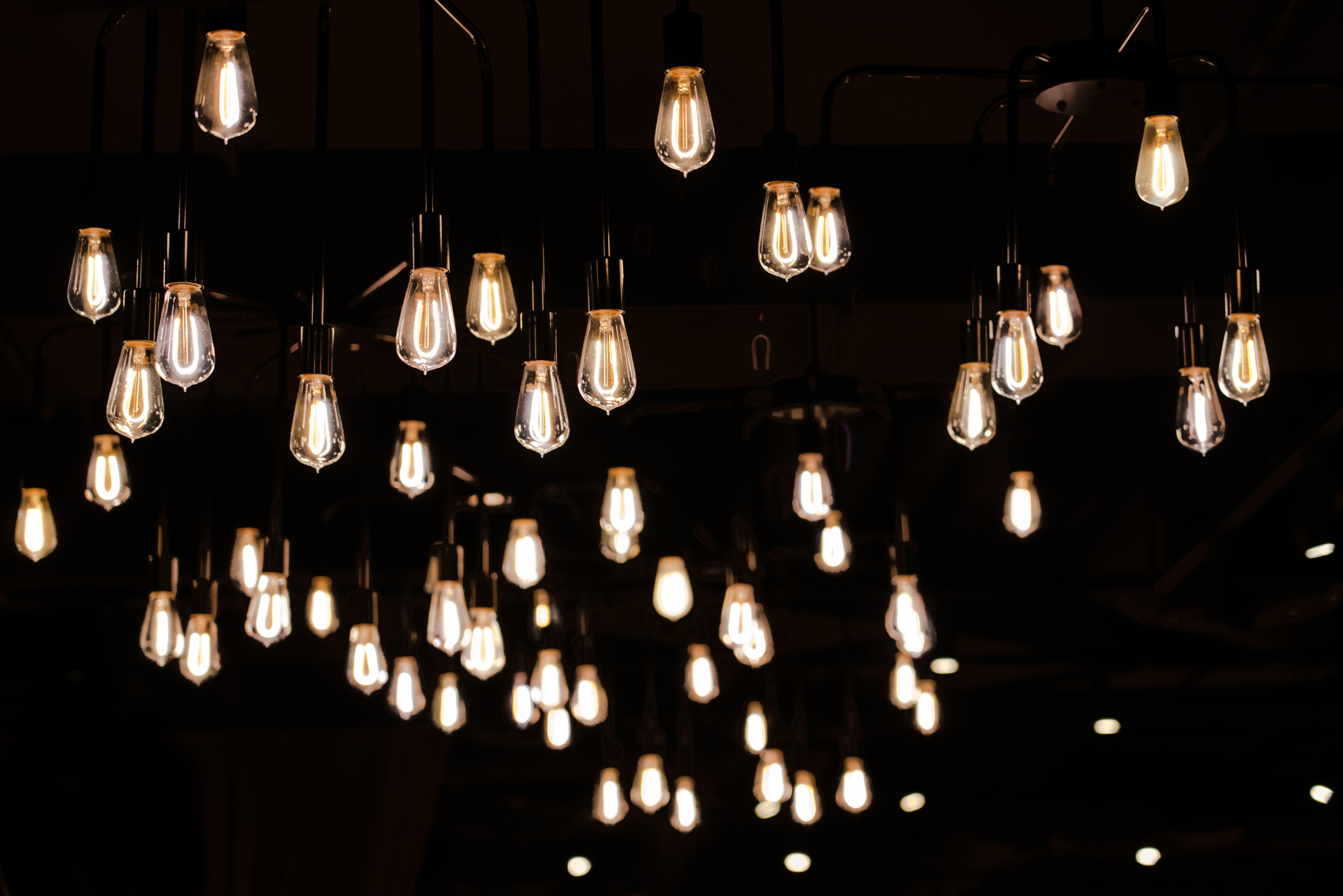 32k Wallpaper Light Bulbs 