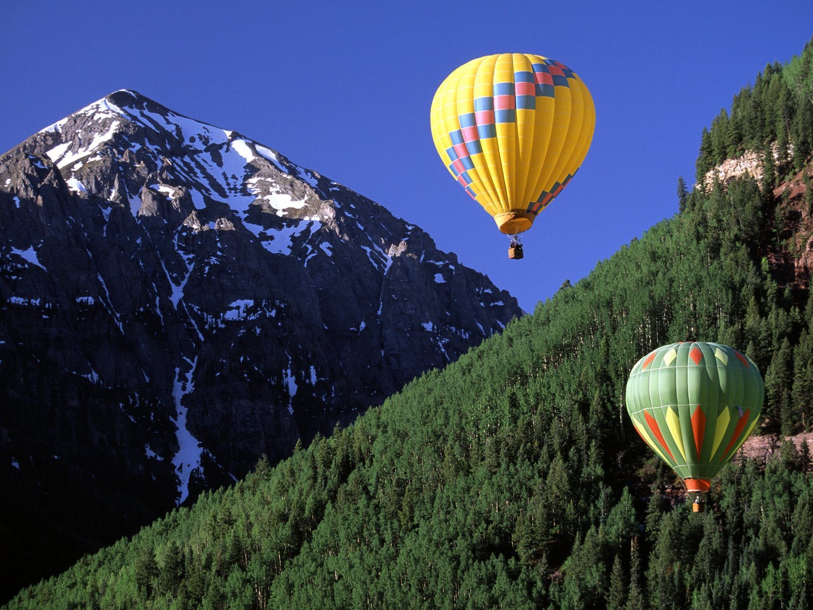 balloons, landscape, mountains Full HD