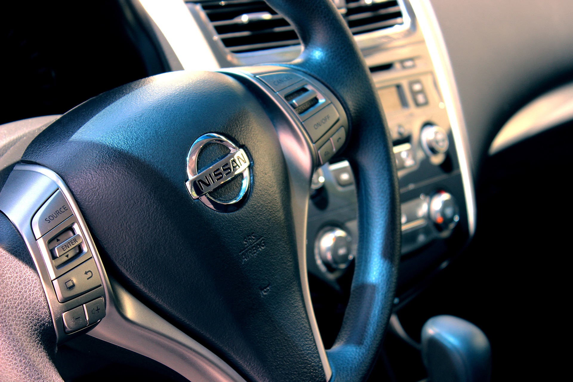 Nissan auto, steering wheel, cars, rudder Lock Screen