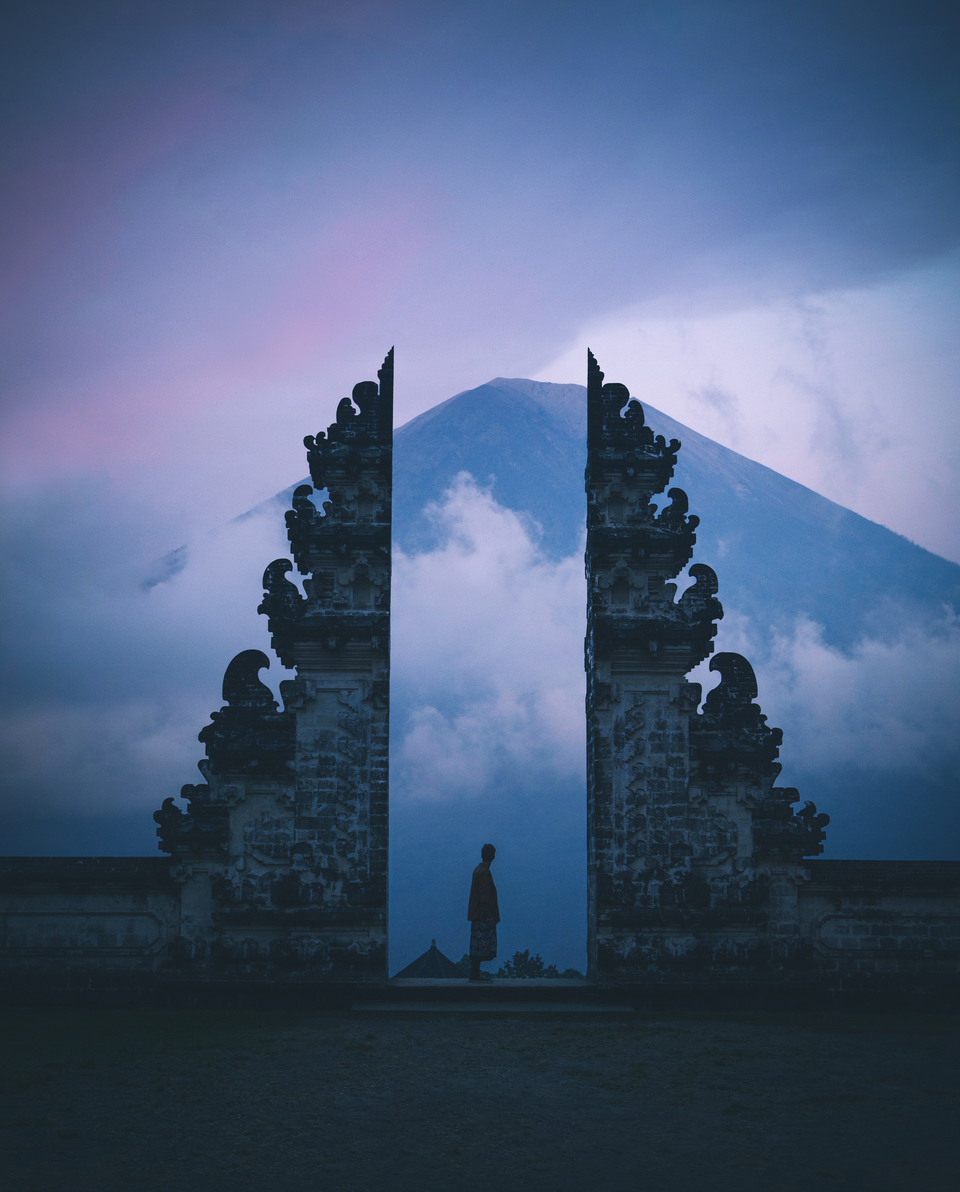 bali, indonesia, nature, silhouette, fog, loneliness, gate, goal