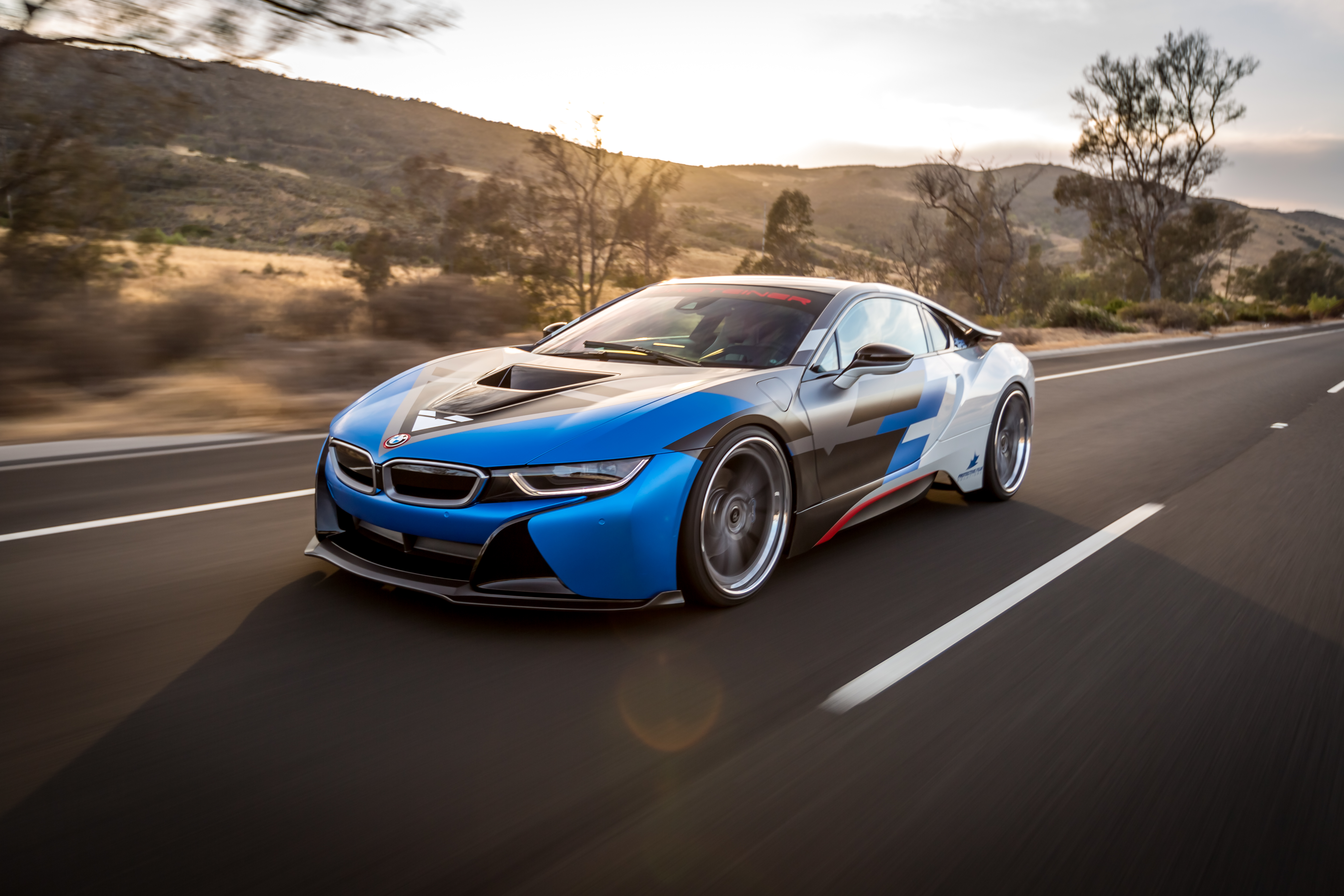 Картинки bmw i8 на рабочий стол