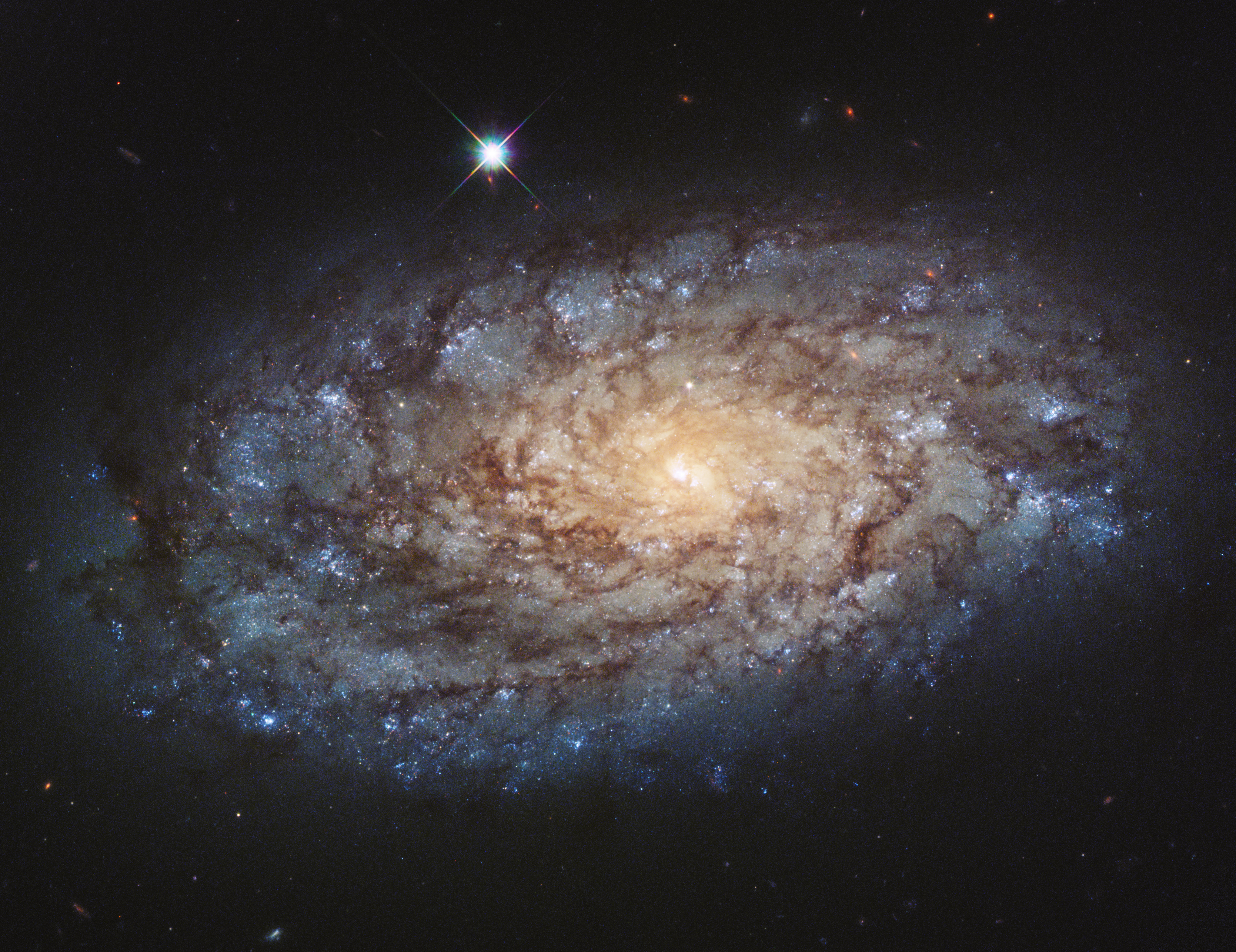 Hdデスクトップ 壁紙 宇宙 スター 星雲 銀河 スパイラル 螺旋 Ngc 4298ダウンロード無料画像