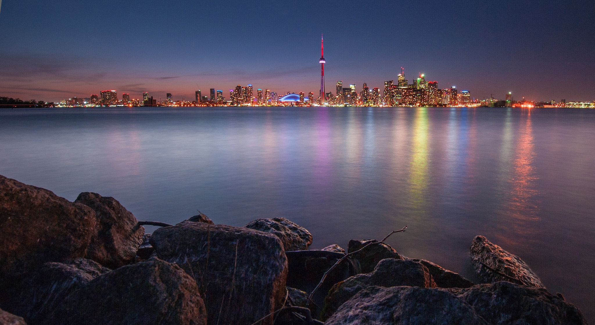 69841 Bildschirmschoner und Hintergrundbilder Toronto auf Ihrem Telefon. Laden Sie kanada, reflexion, stadt, städte Bilder kostenlos herunter