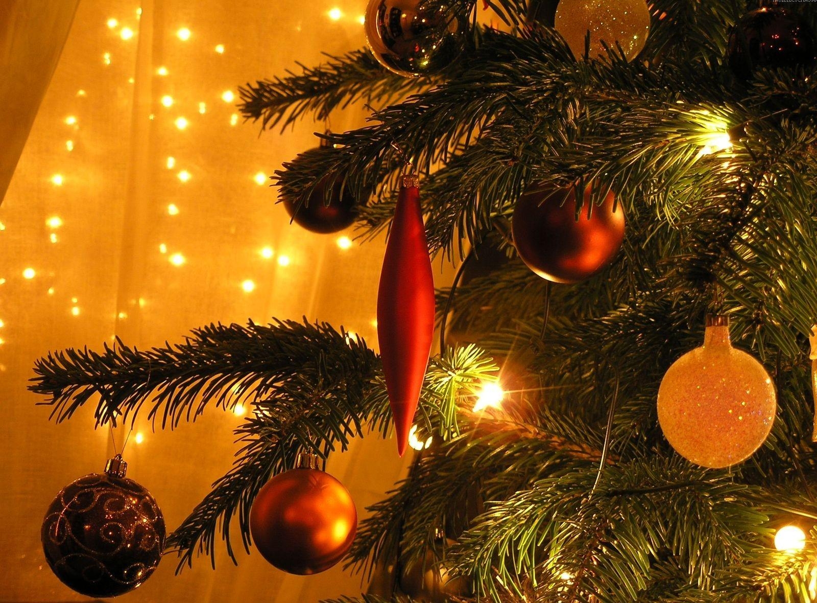holidays, new year, christmas, holiday, christmas decorations, christmas tree toys, christmas tree, garland, balls High Definition image