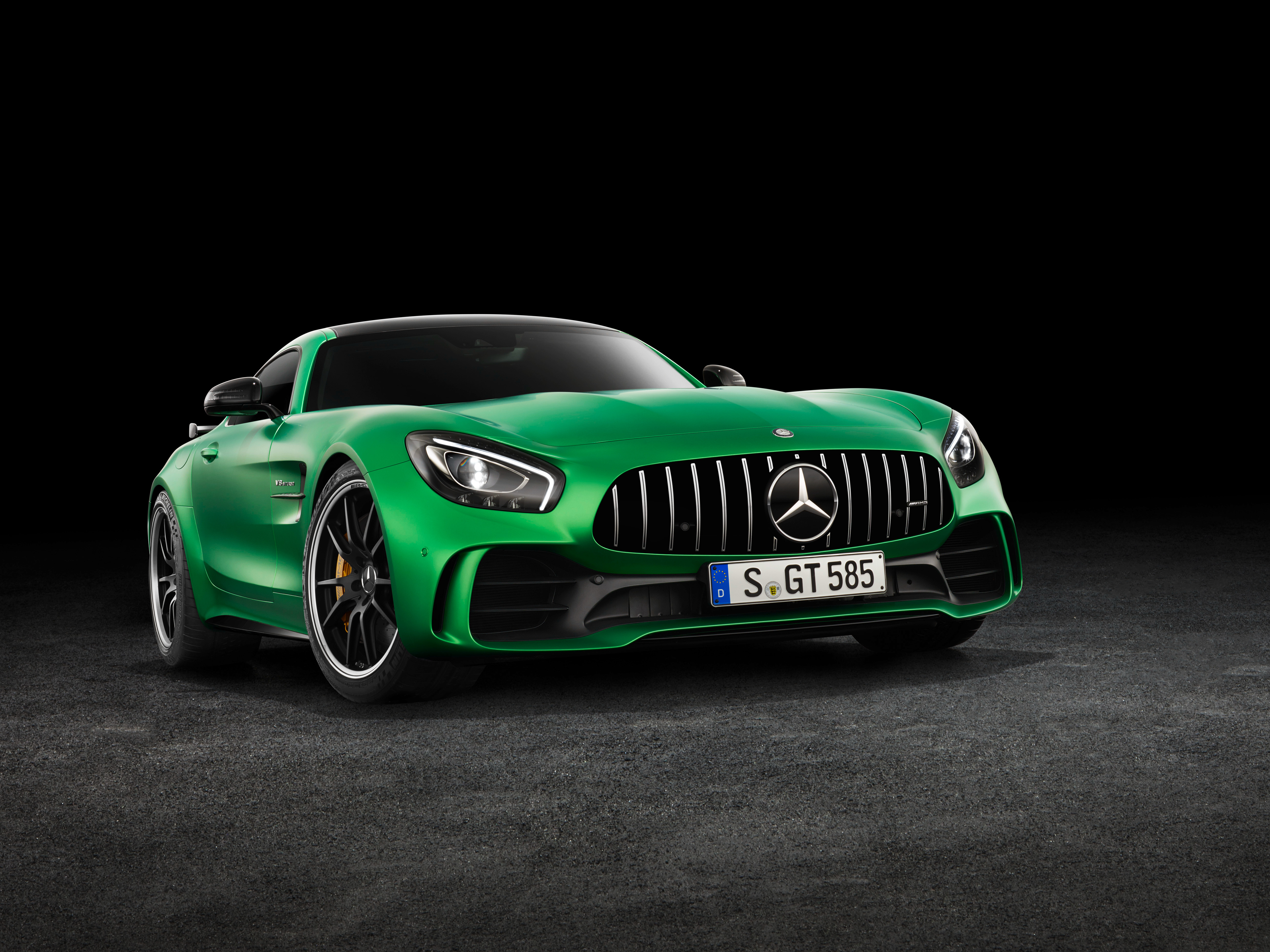 132671 download wallpaper cars, front view, amg, mercedes-benz, gt3, c190 screensavers and pictures for free