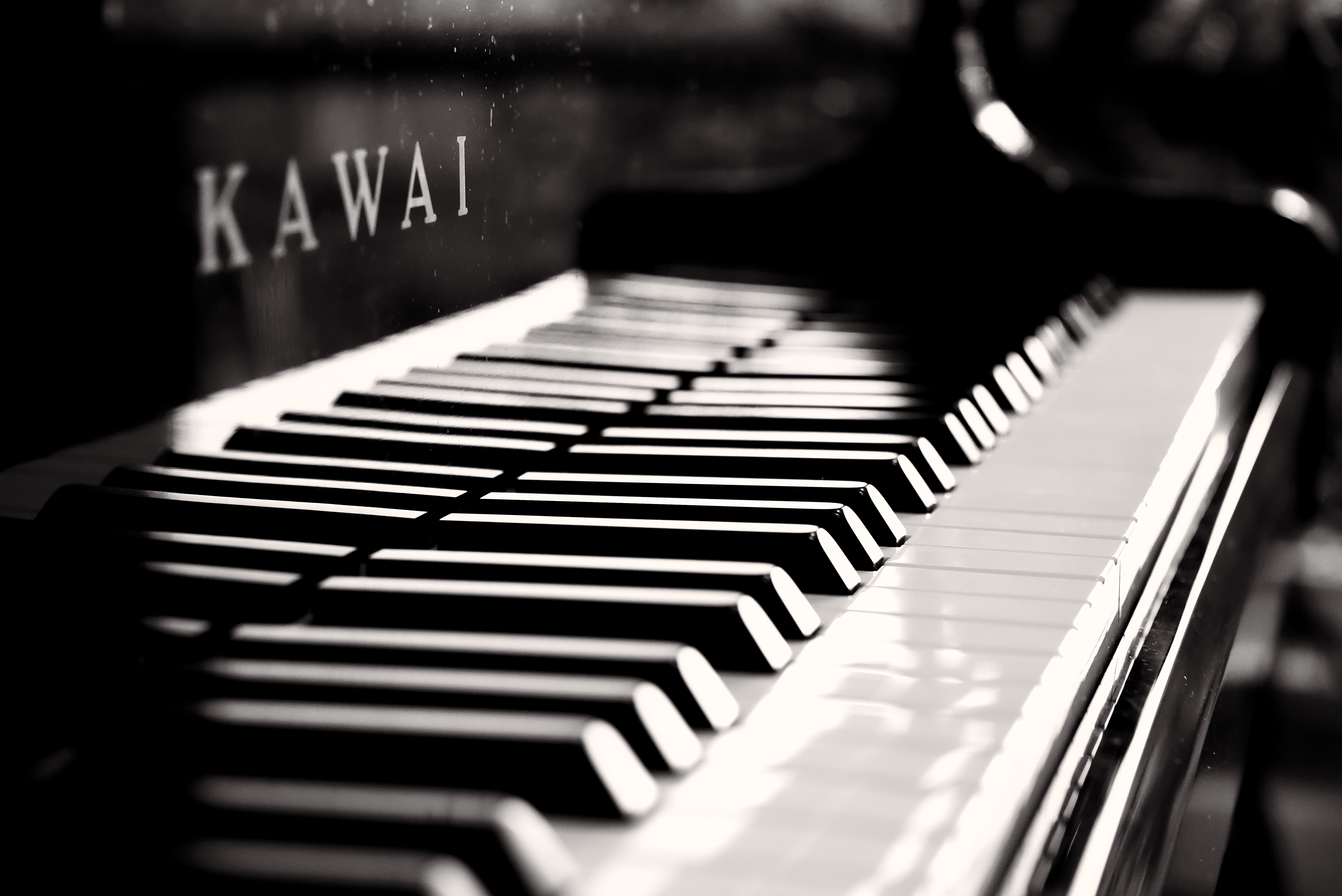 150272 download wallpaper music, piano, musical instrument, bw, chb, keys screensavers and pictures for free