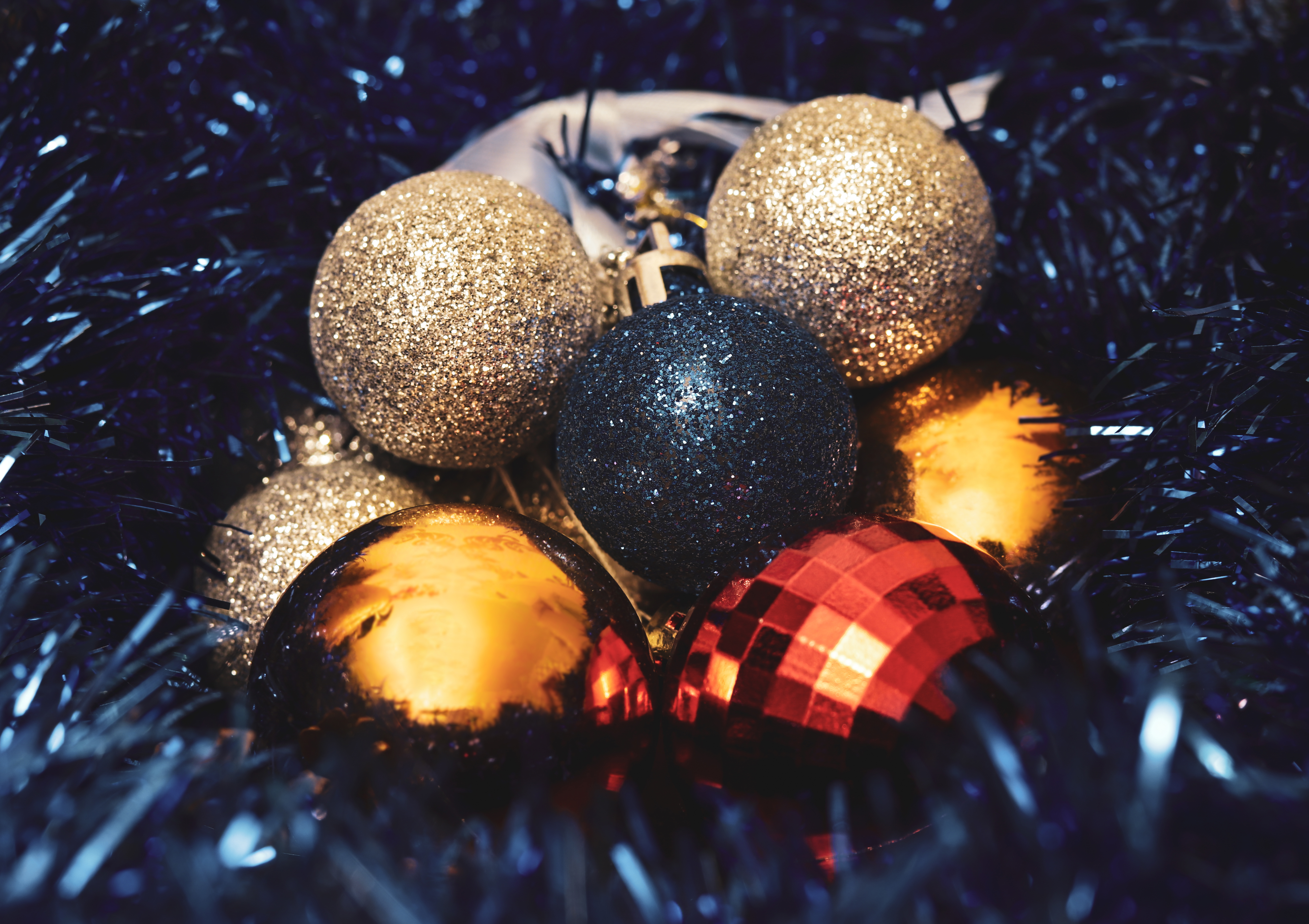 iPhone background new year, holidays, balls, christmas
