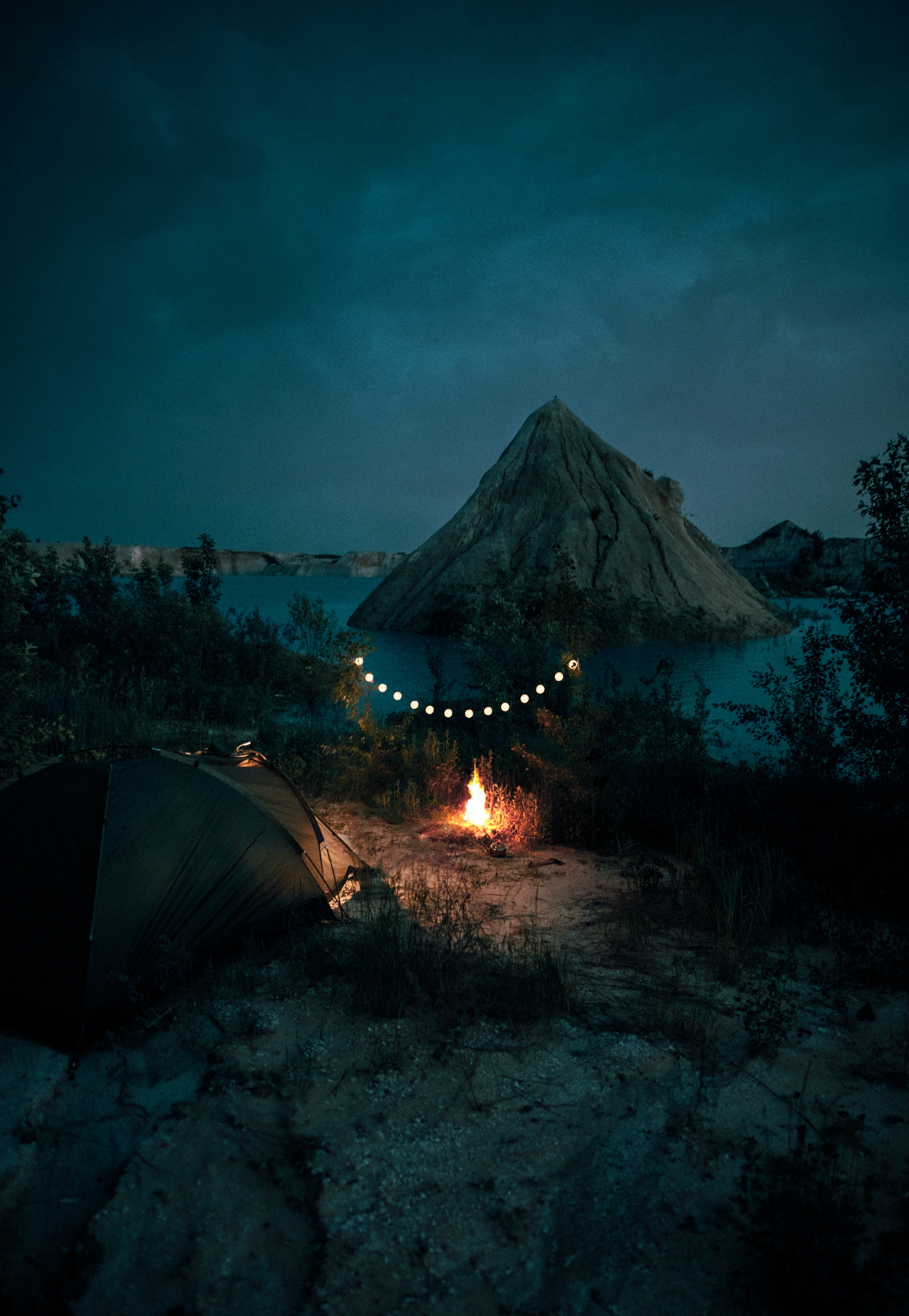 campsite, nature, bonfire, rocks, garland, tent, camping