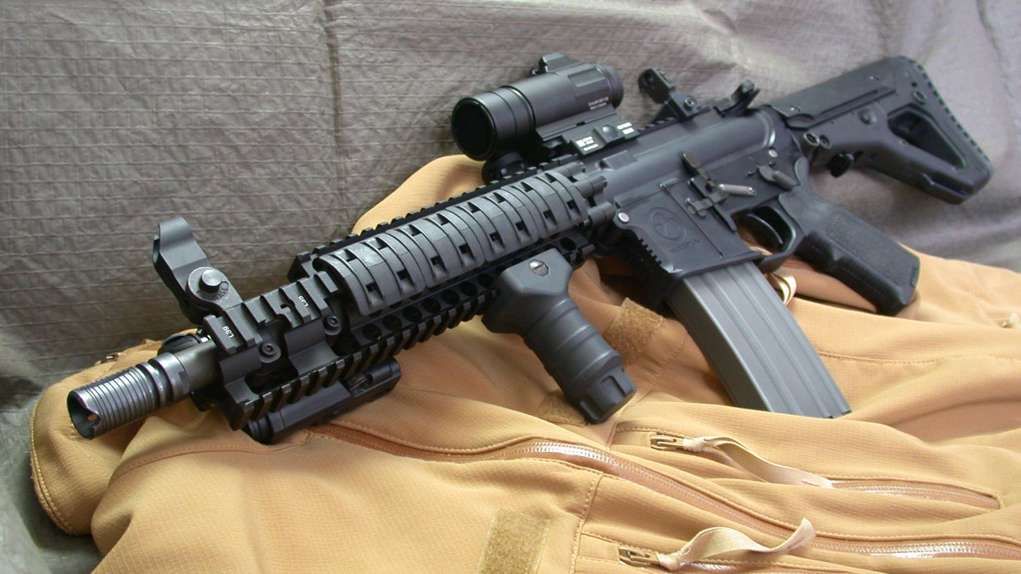 Л м 4. Colt m4 Carbine. Штурмовая винтовка m4. М4 (Colt model 920). Штурмовая винтовка Colt m4a1.