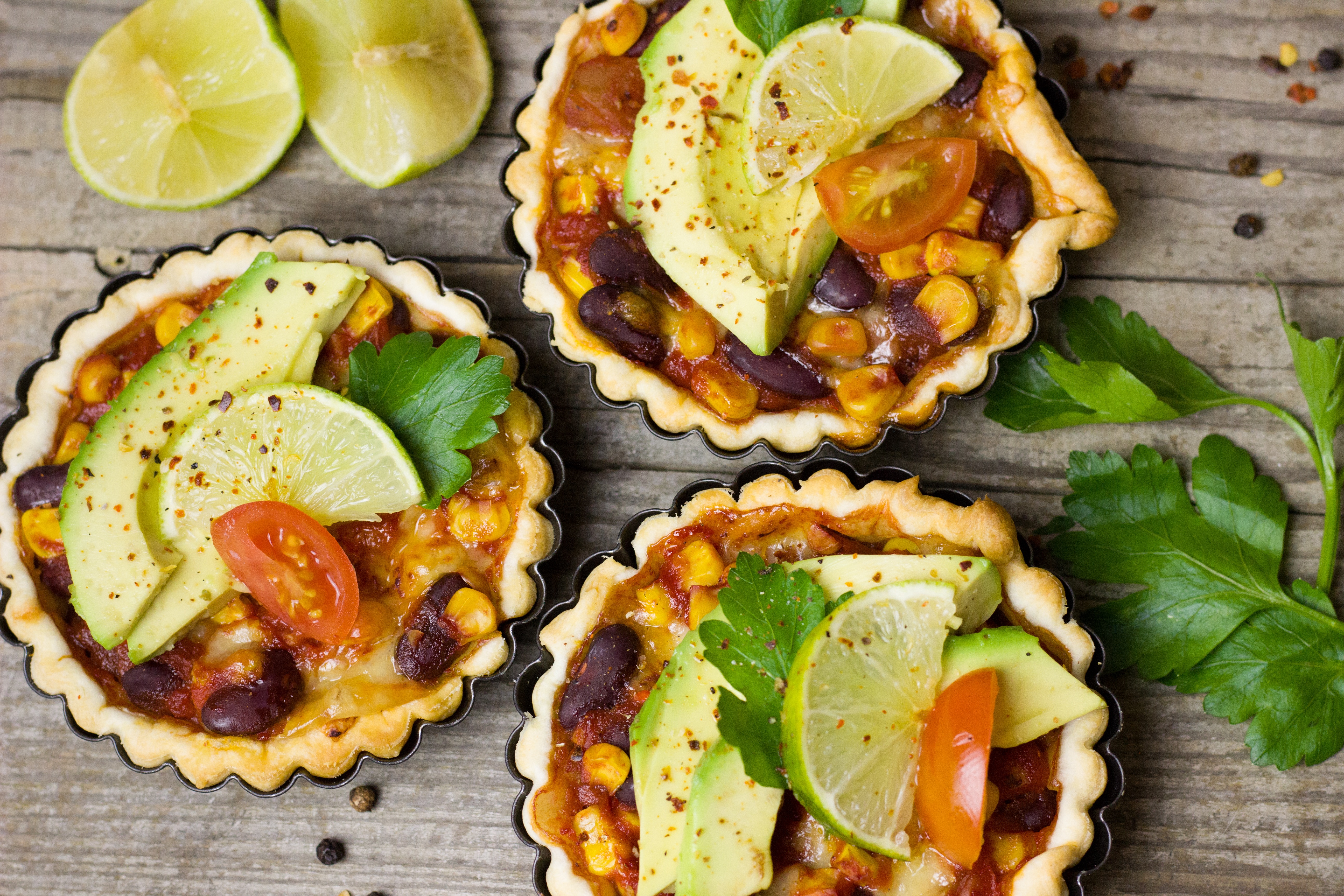 77985 download wallpaper food, vegetables, lime, avocado, tartlets screensavers and pictures for free