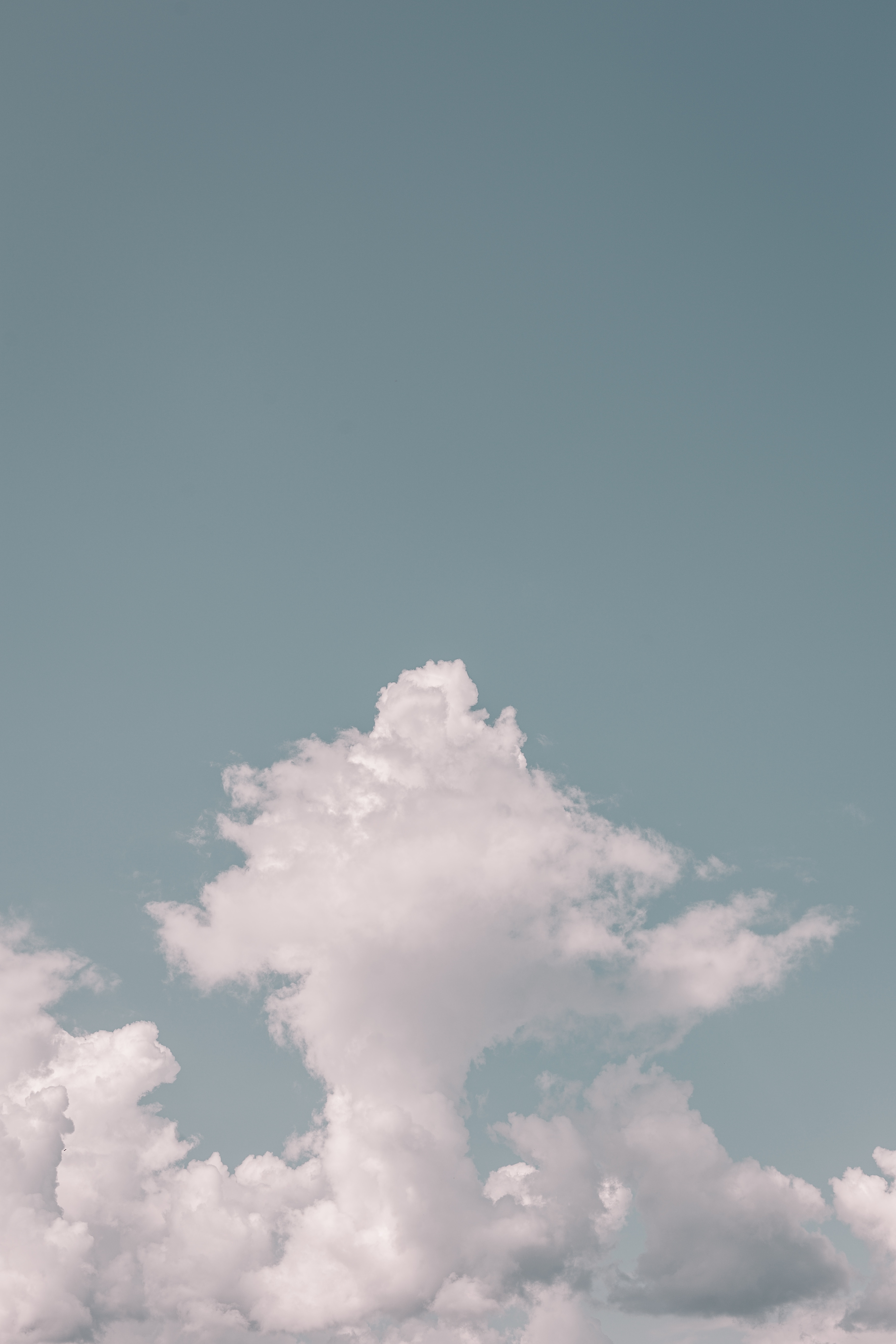 157285 Salvapantallas y fondos de pantalla Nubes en tu teléfono. Descarga imágenes de naturaleza, minimalismo, cielo, poroso gratis