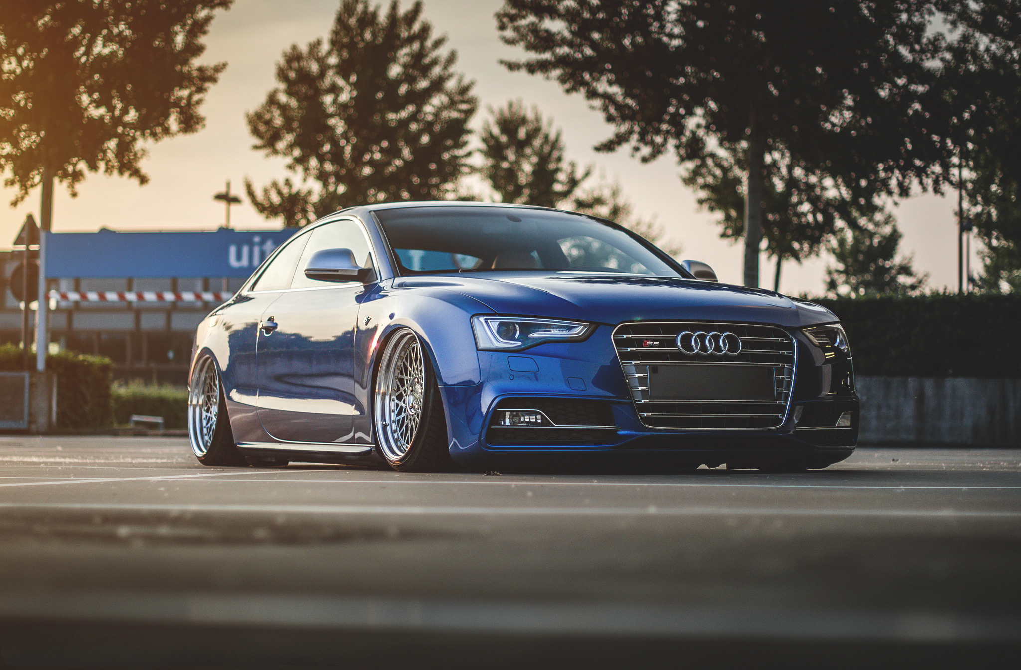 146906 download wallpaper audi, tuning, cars, side view, disks, drives, s5 screensavers and pictures for free
