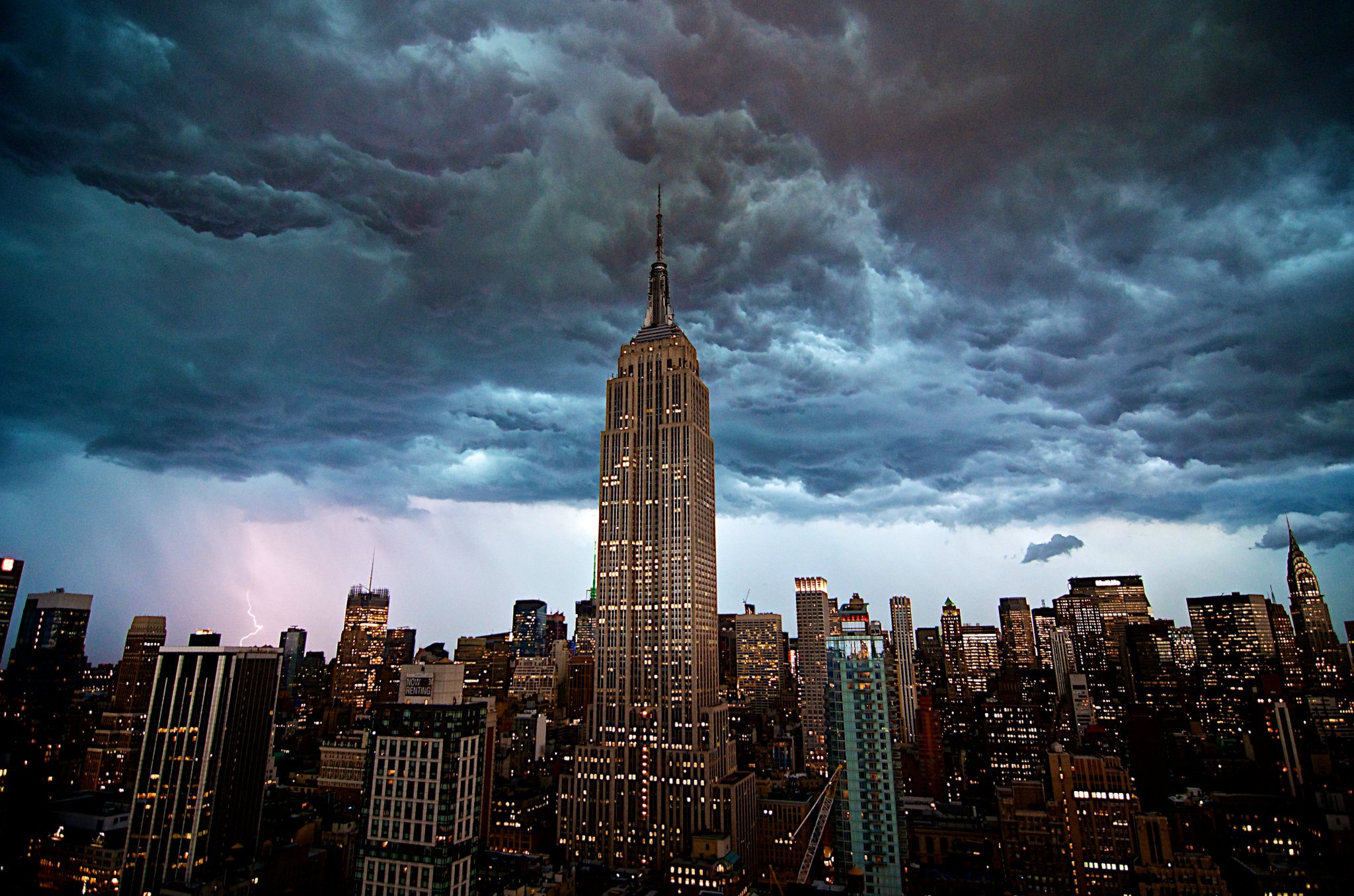 Фото эмпайр. Эмпайр-Стейт-Билдинг. Нью Йорк Empire State building. США, Нью-Йорк, Эмпайр-Стейт-Билдинг. Стейт Билдинг здание в Нью Йорке.