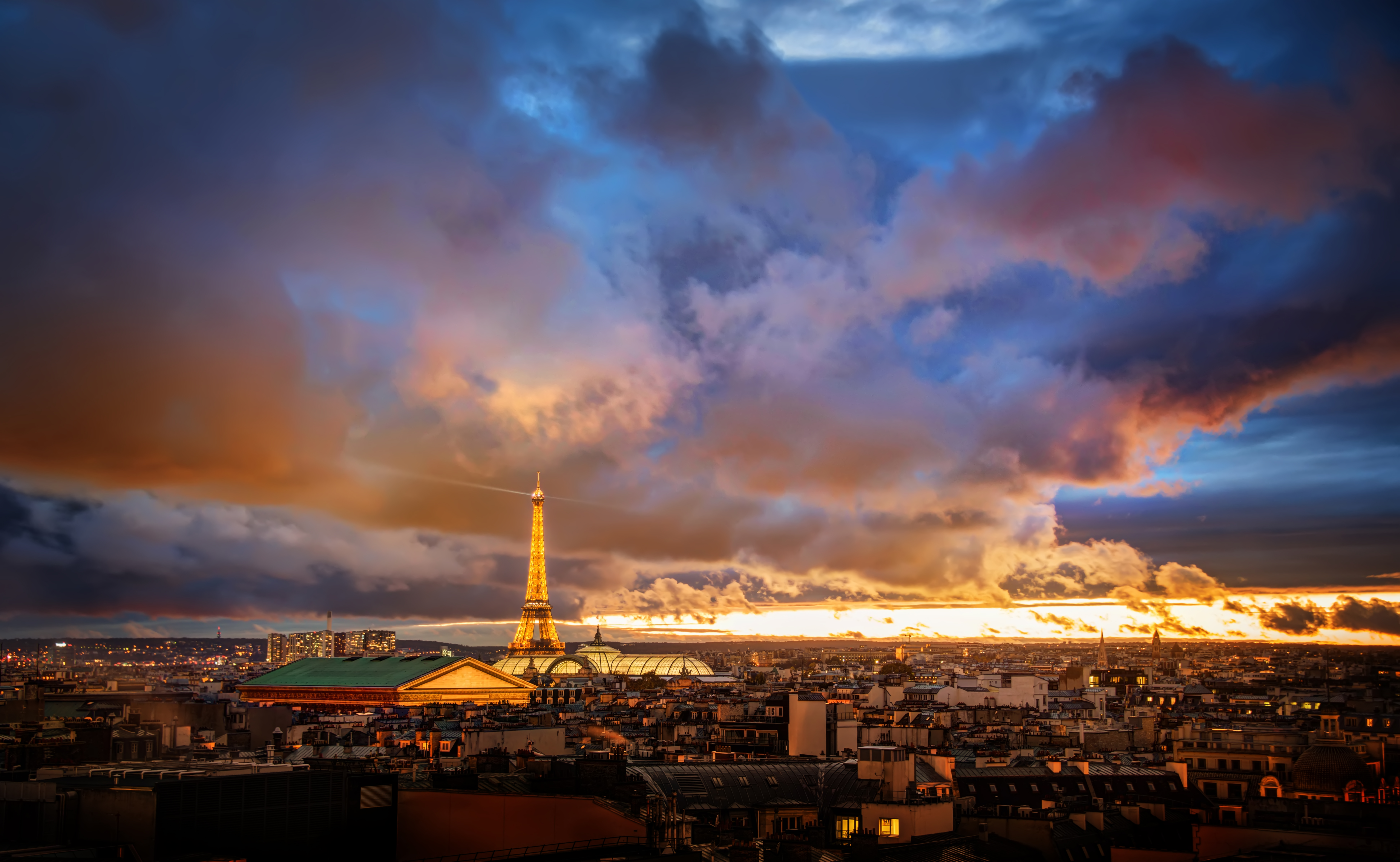 411904 Заставки і шпалери Париж на телефон. Завантажити ейфелева вежа, хмара, місто, захід сонця картинки безкоштовно