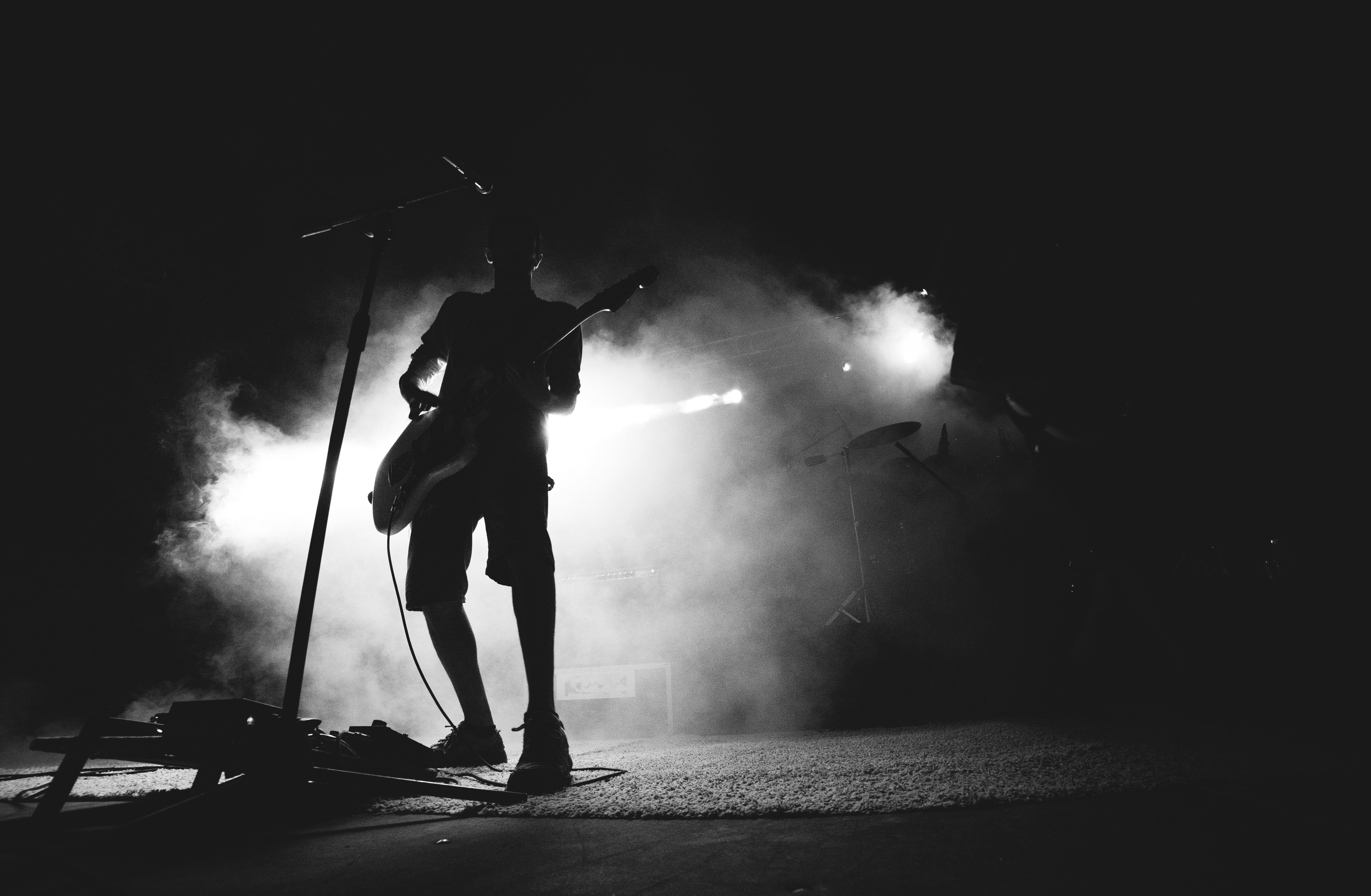 guitarist, guitar player, smoke, black, musician, black and white, concert, microphone, performance