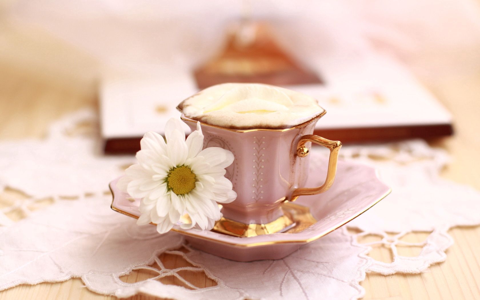 133199 download wallpaper coffee, flowers, food, summer, still life, cup, bouquet, morning, basket, breakfast screensavers and pictures for free