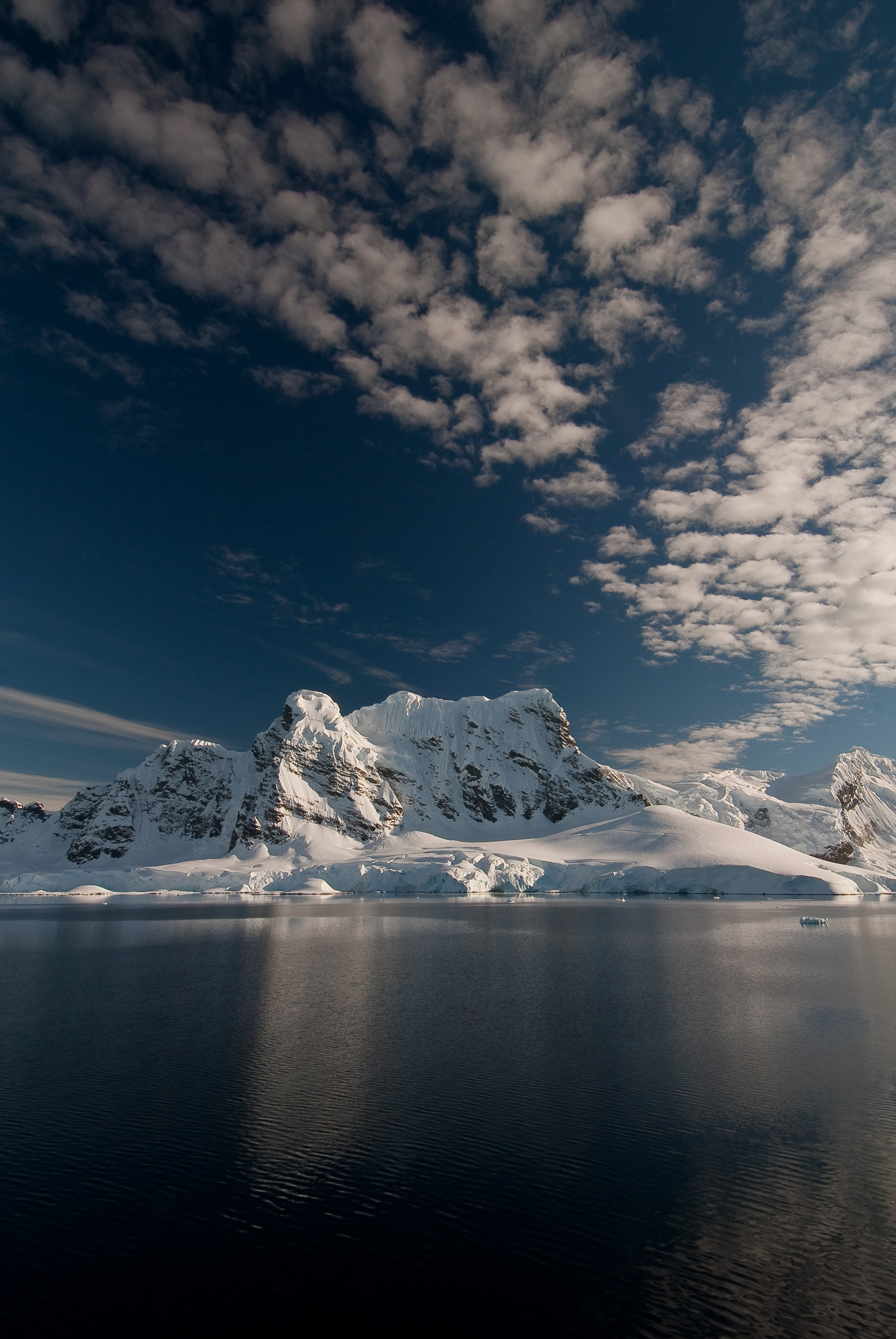 79216 скачать обои рассвет, антарктида, облака, снег, море, природа, гора - заставки и картинки бесплатно