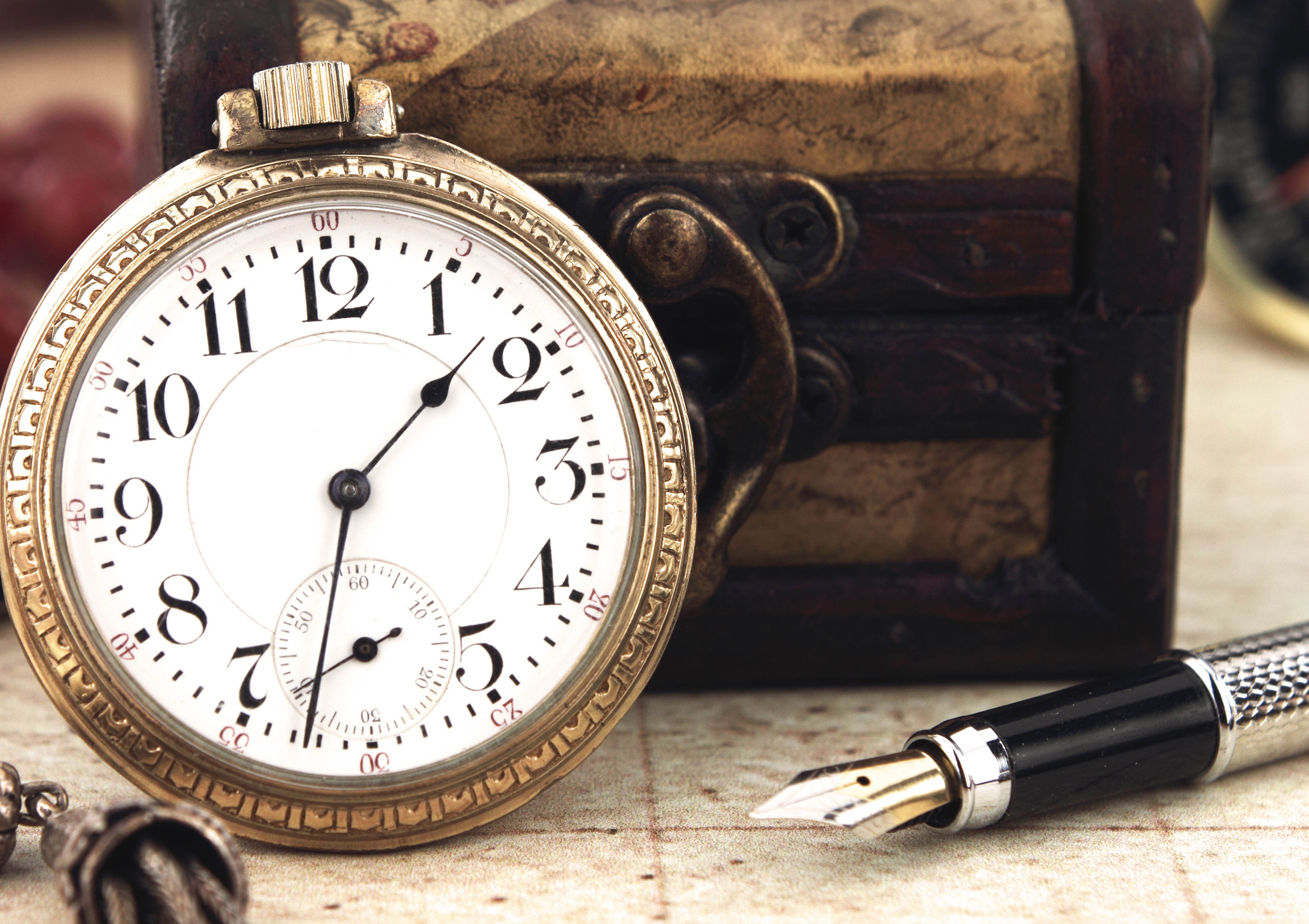 123359 Screensavers and Wallpapers Pen for phone. Download miscellaneous, clock, miscellanea, beads, trinket, vintage, clock face, dial, pen, casket pictures for free
