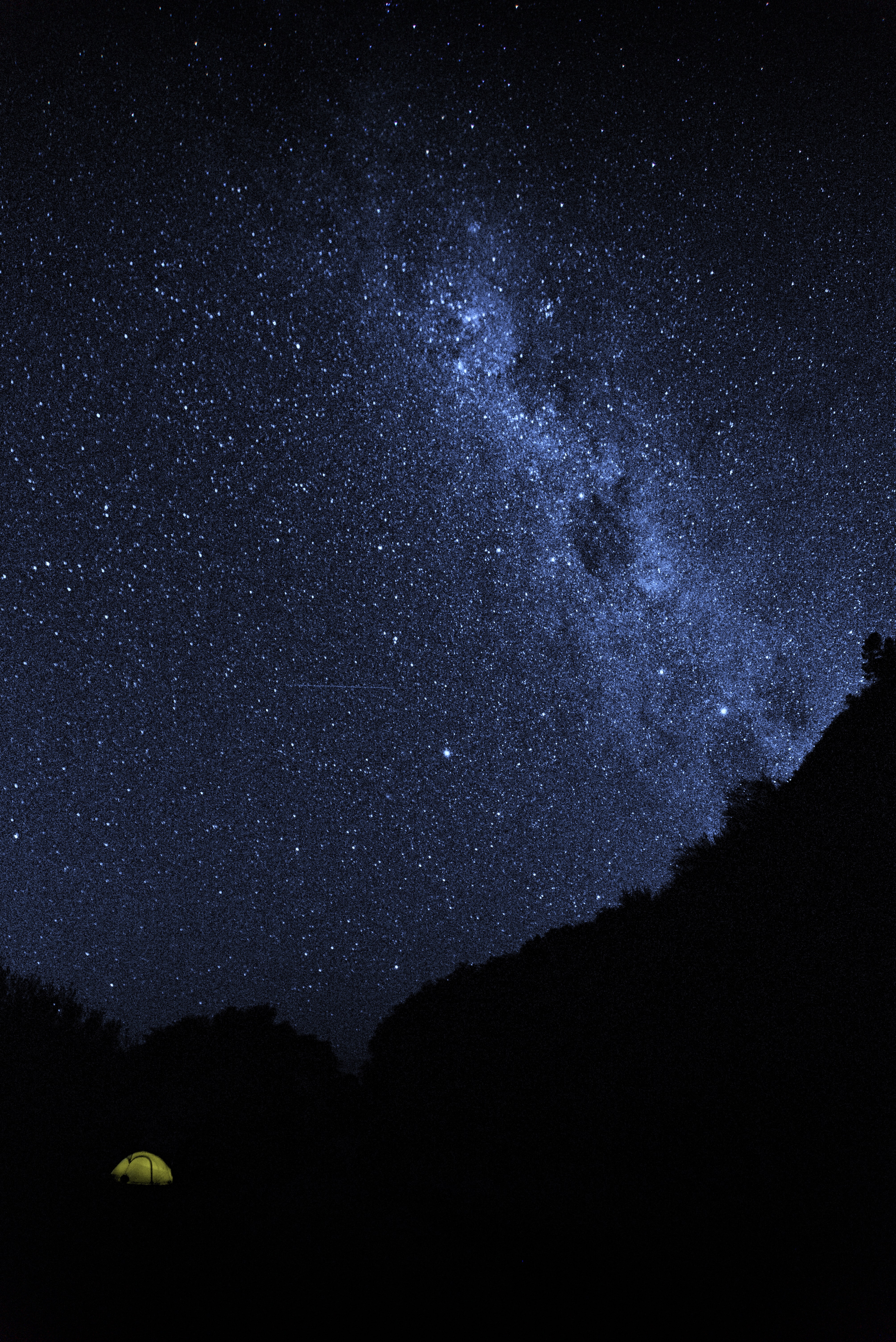 desktop and mobile dark, night, starry sky, campsite
