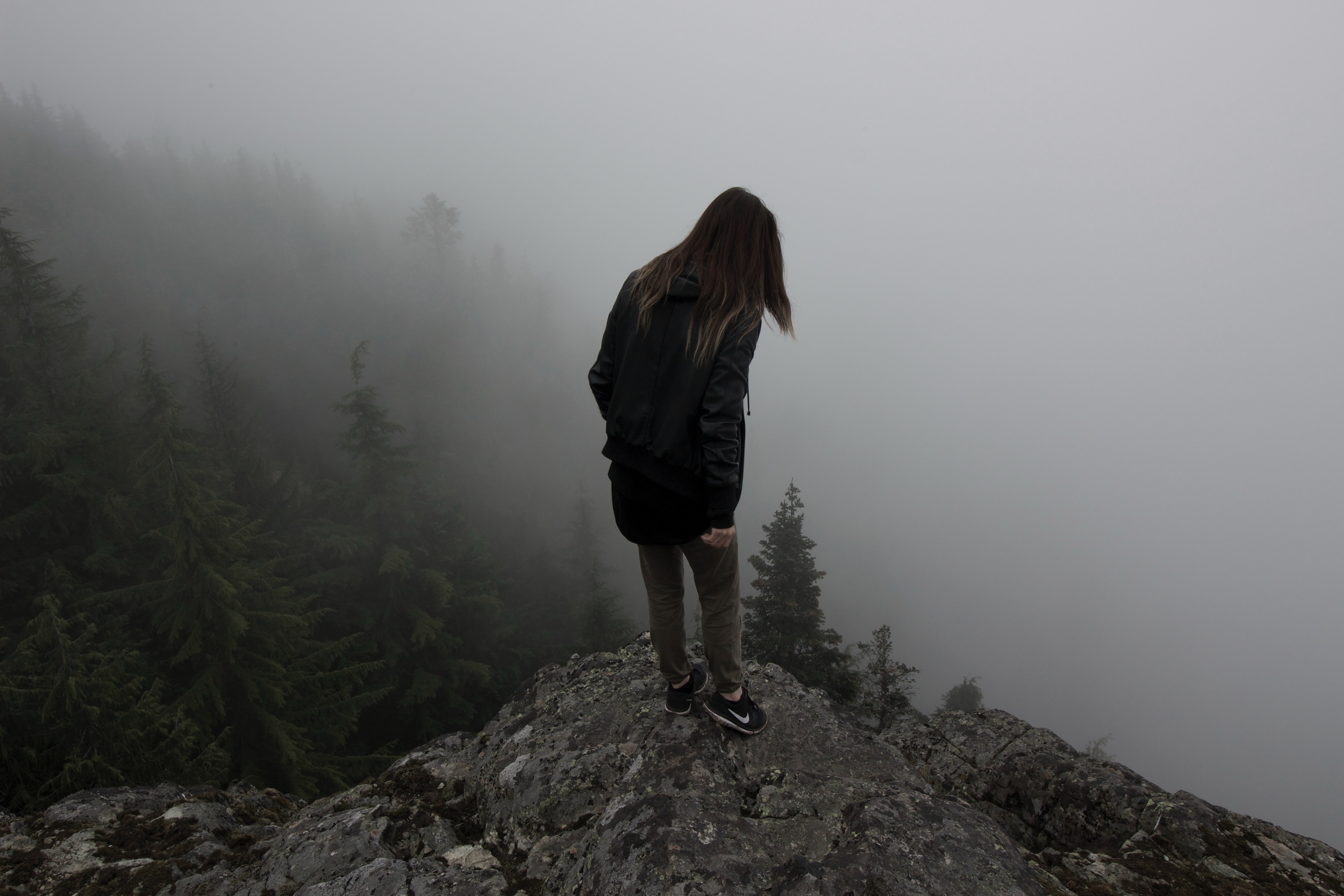 miscellanea, miscellaneous, fog, break, precipice, human, person, elevation Full HD