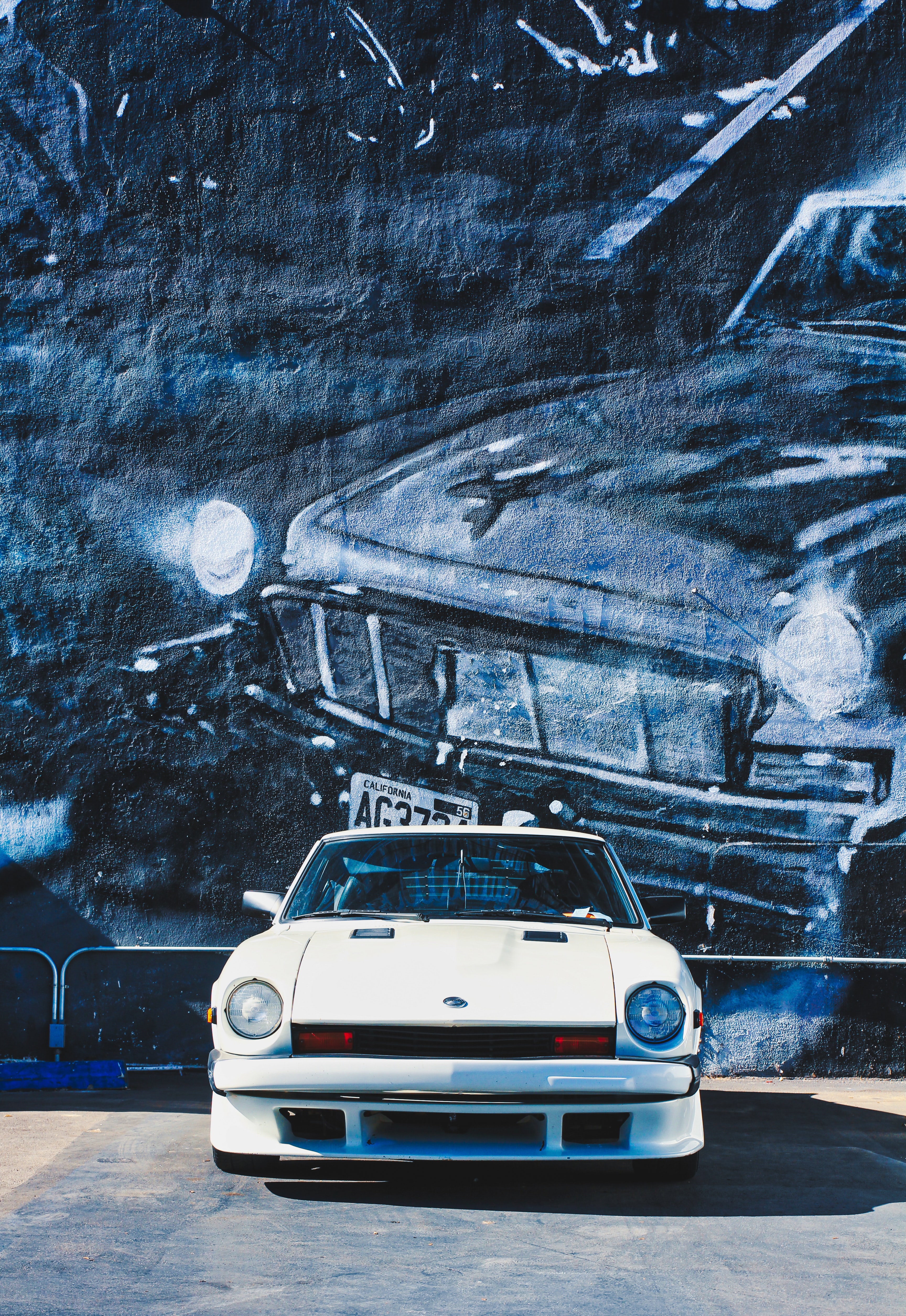 cars, graffiti, wall, car Horizontal Wallpapers