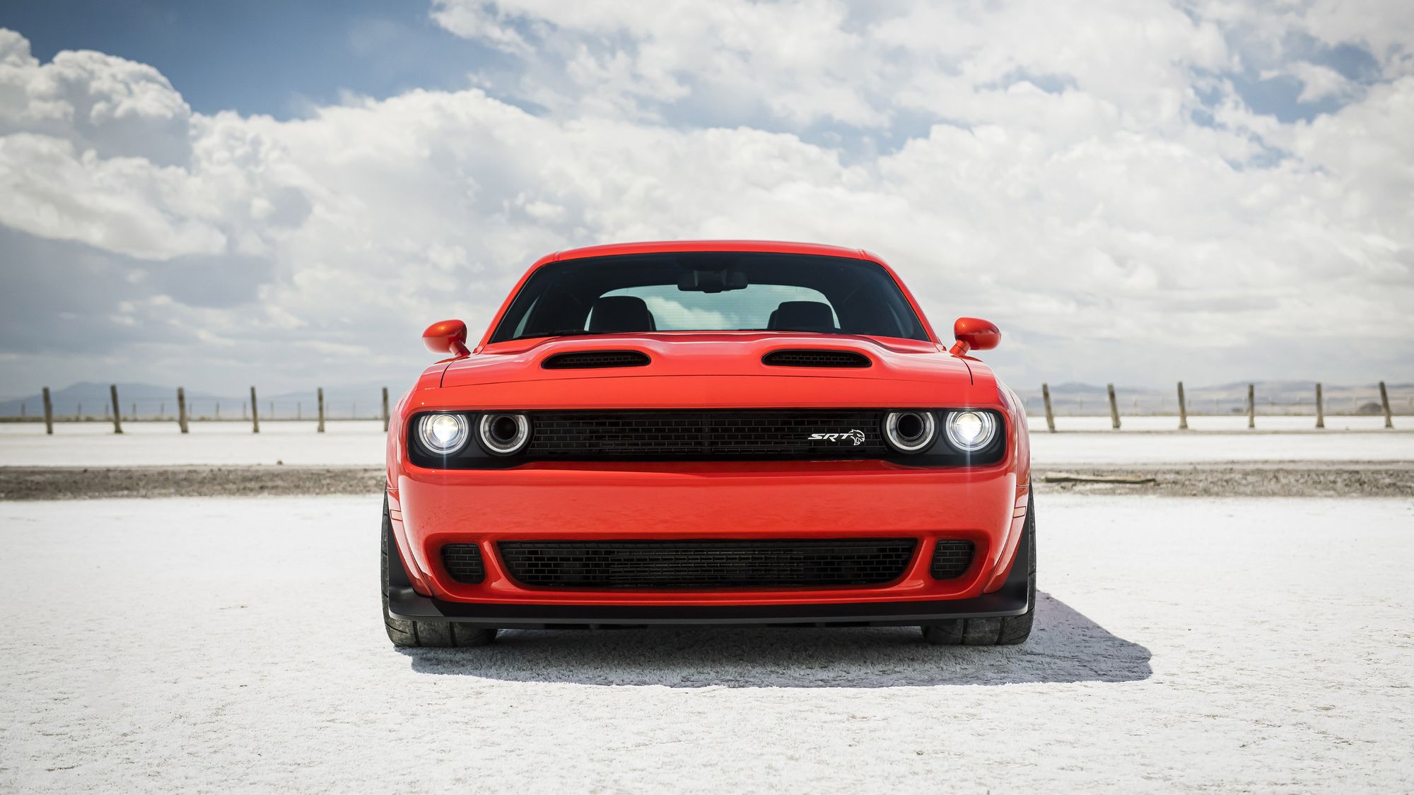 Фото dodge challenger srt