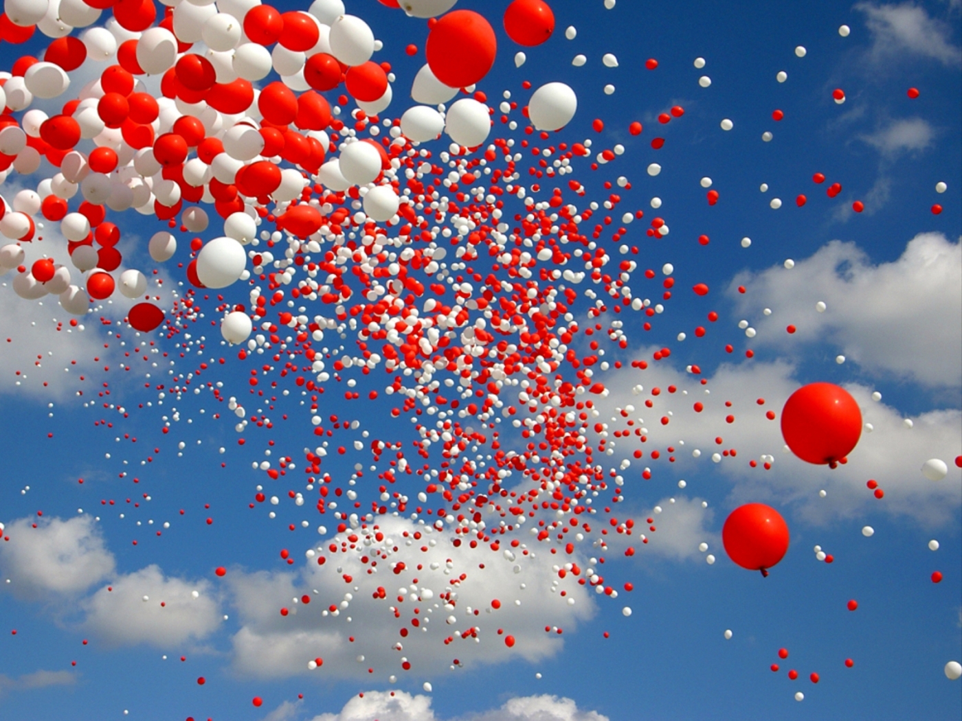 Handy-Wallpaper Luftballons, Hintergrund kostenlos herunterladen.