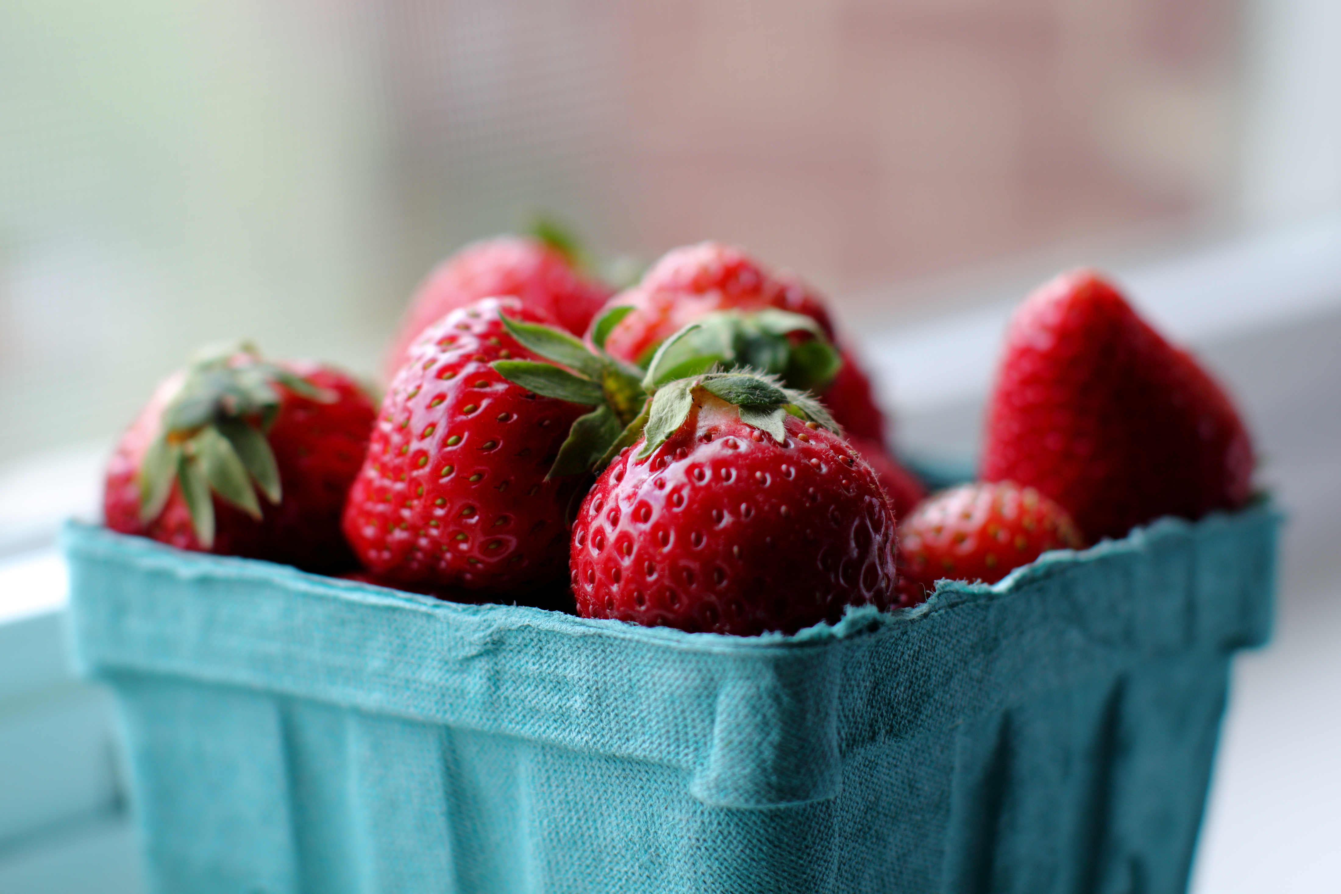 strawberry, food, berries, red HD wallpaper