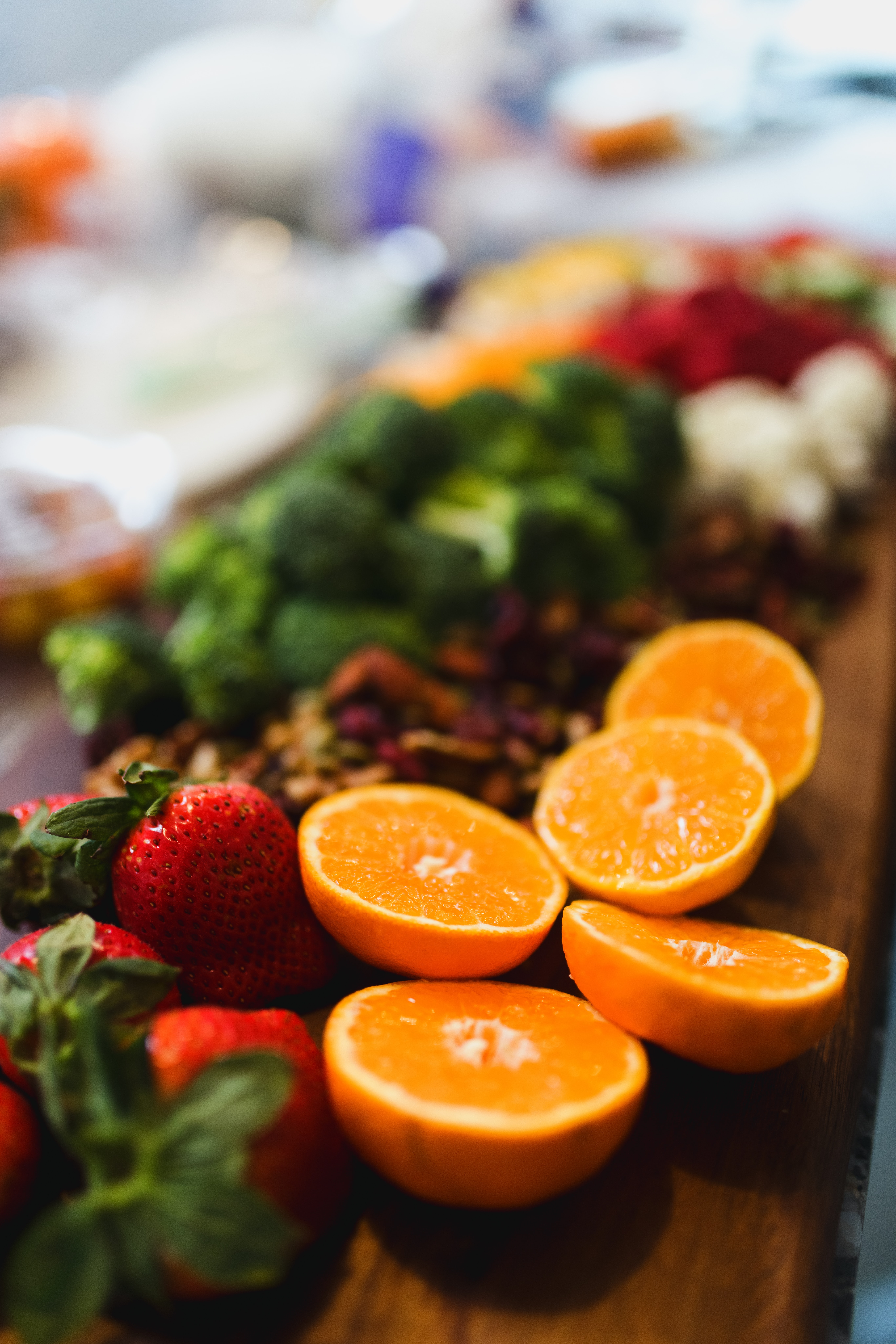 Handy-Wallpaper Obst, Lebensmittel, Erdbeere, Oranges kostenlos herunterladen.