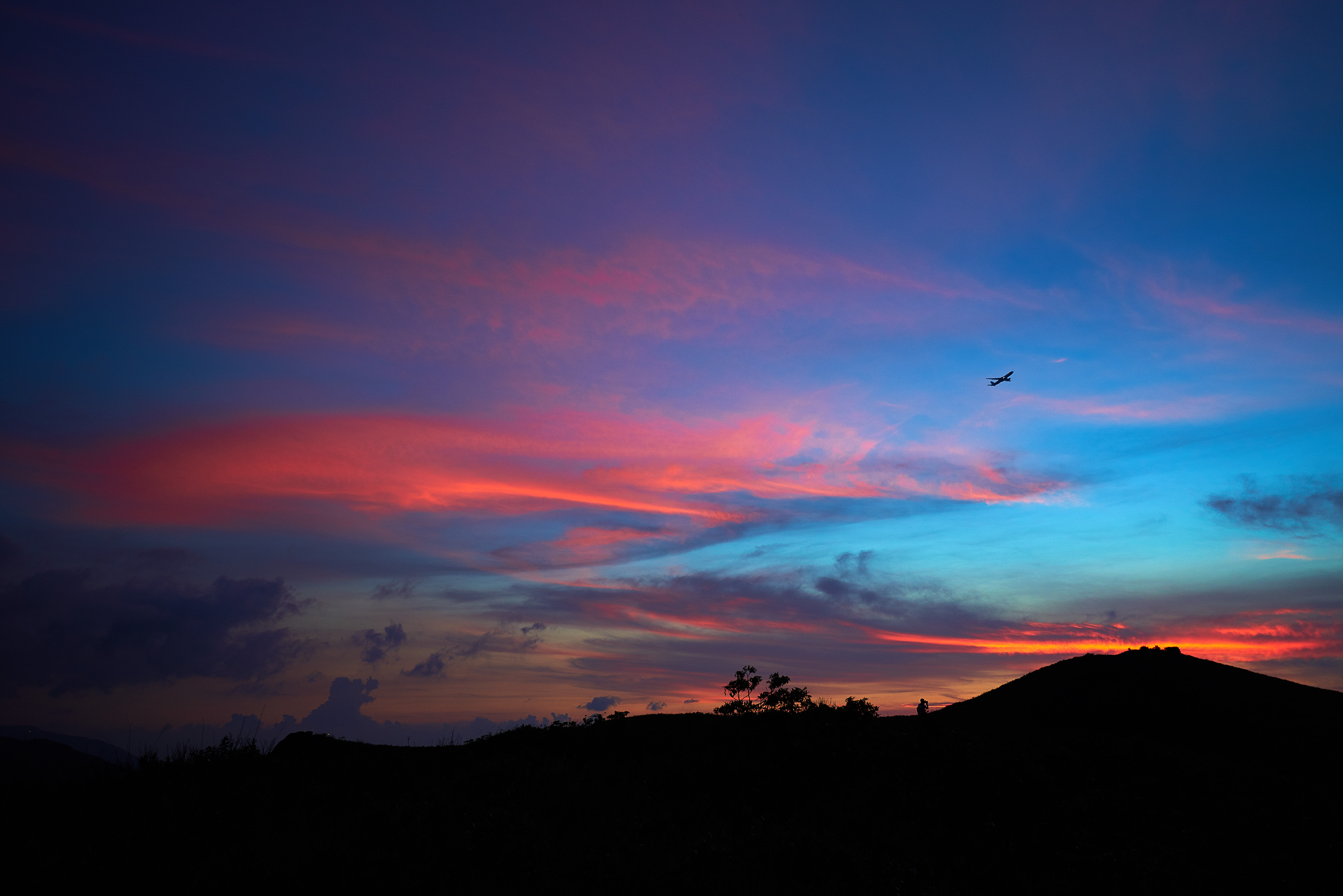 silhouettes, landscape, nature, sunset, horizon, mountain, plane, airplane HD wallpaper