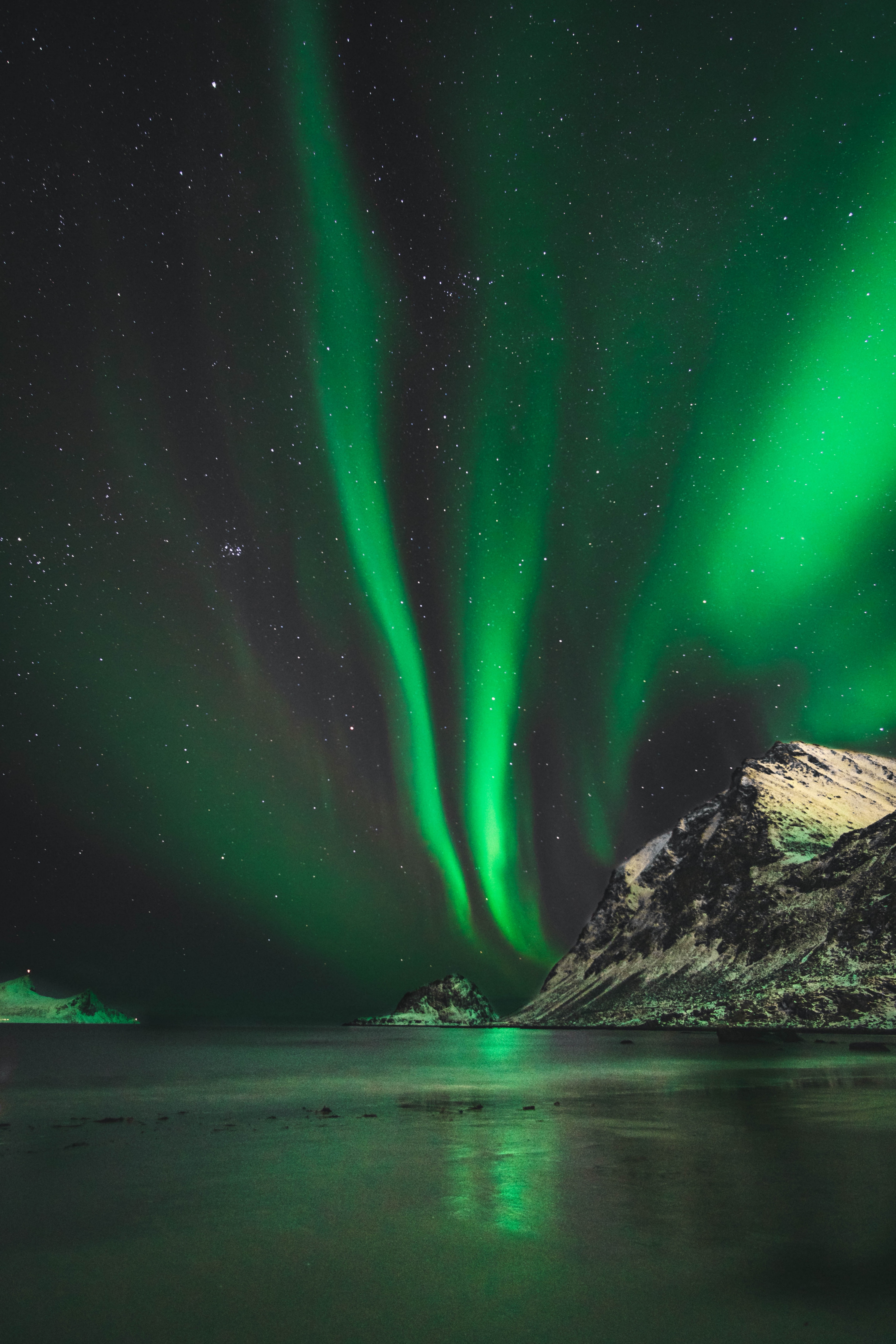 138753 Hintergrundbild herunterladen nordlichter, natur, eis, schnee, berg, aurora borealis, aurora, norwegen - Bildschirmschoner und Bilder kostenlos