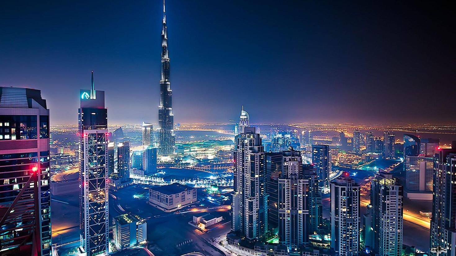Самые классные города. Бурдж-Халифа Дубай. Ночной Дубай Бурдж Халифа. Дубай Бурдж Халифа ночью. Дубай ночная Бурш Халифа.