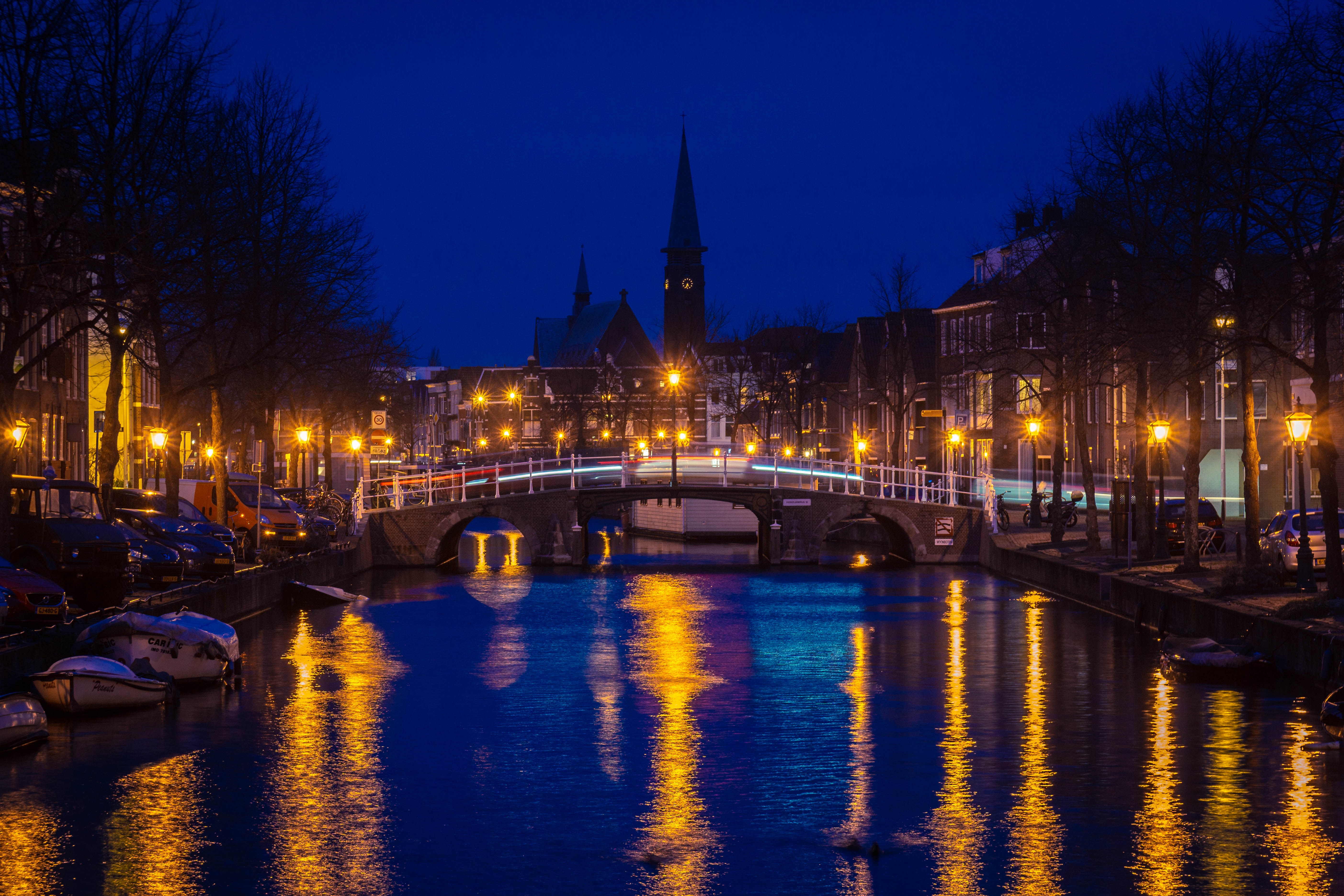 Laden Sie das Architektur, Städte, Nächtliche Stadt, Night City, Lichter Der Stadt, City Lights, Brücke, Niederlande-Bild kostenlos auf Ihren PC-Desktop herunter