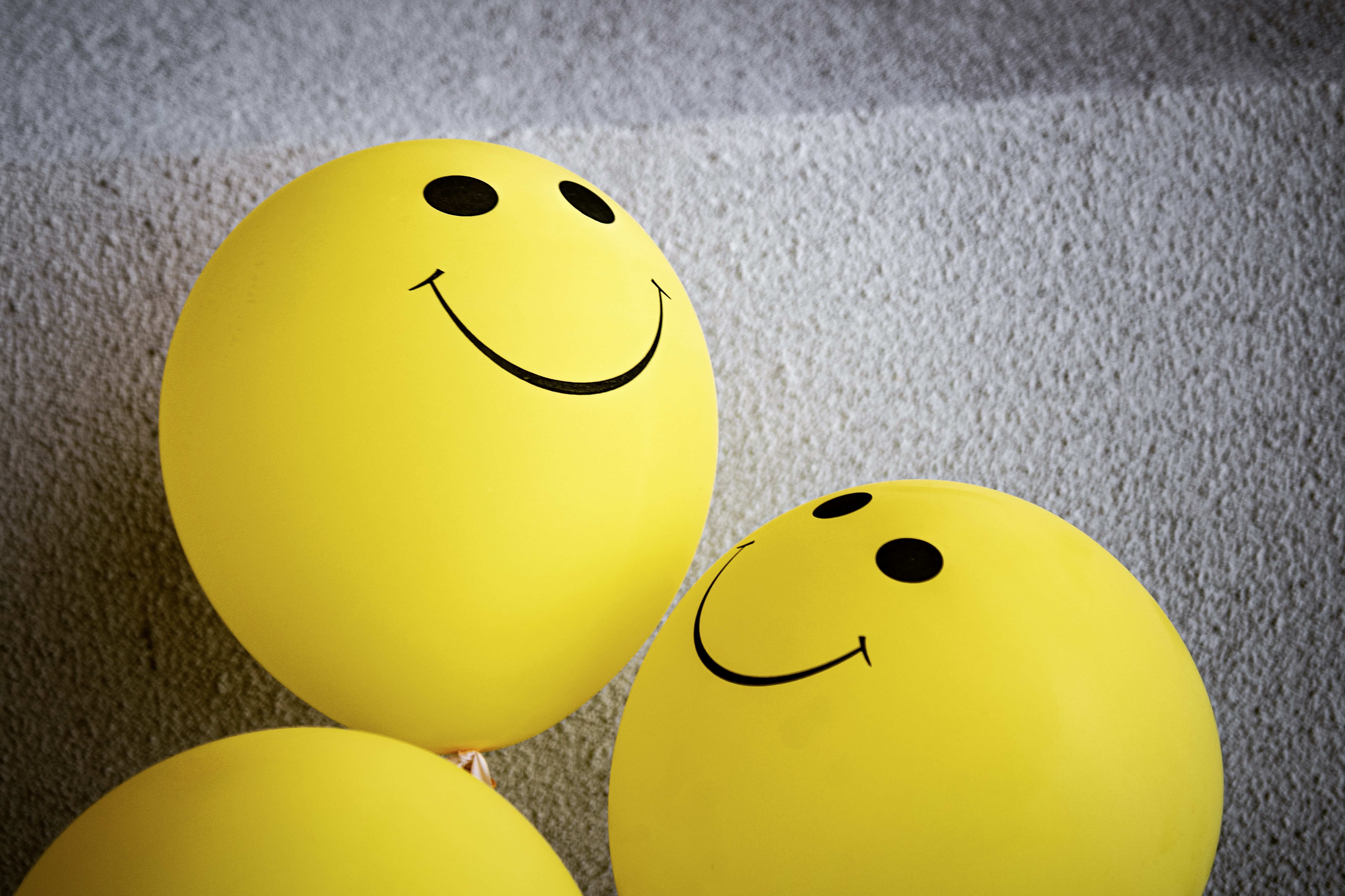 balloons, yellow, miscellanea, miscellaneous, air balloons, emoticons, smileys HD wallpaper