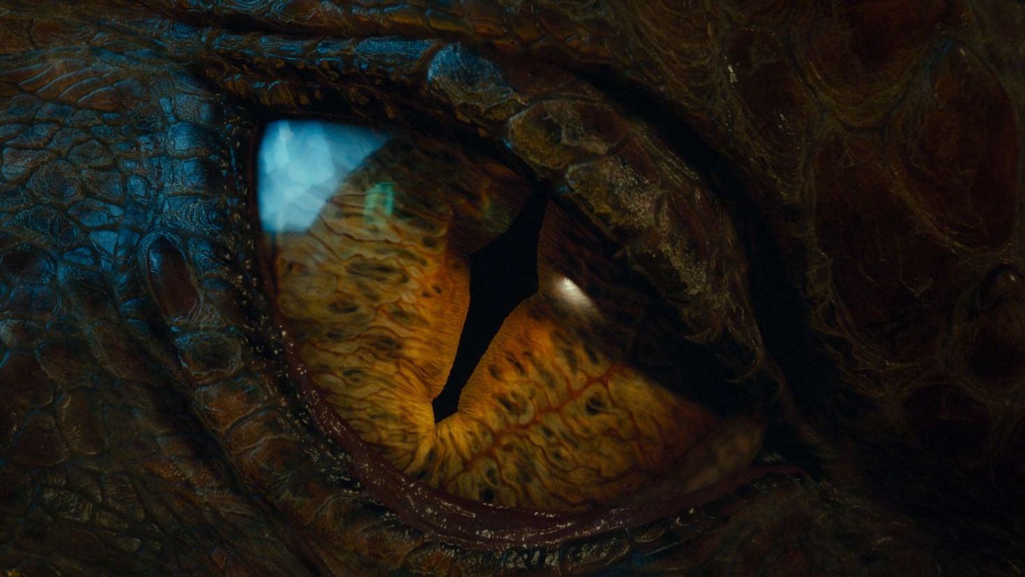 Красивый глаз дракона