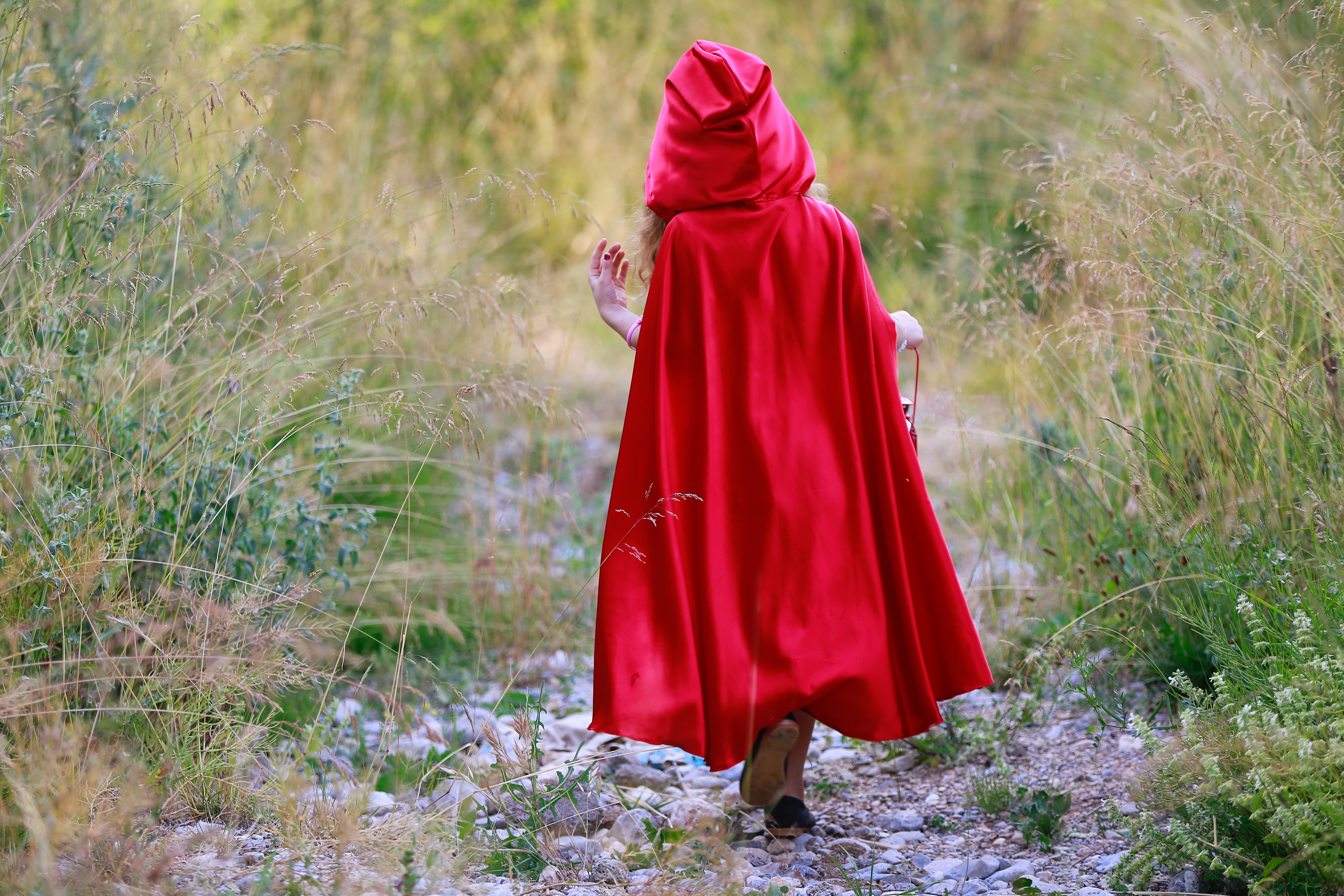 android grass, red, miscellanea, miscellaneous, stroll, child, mantle