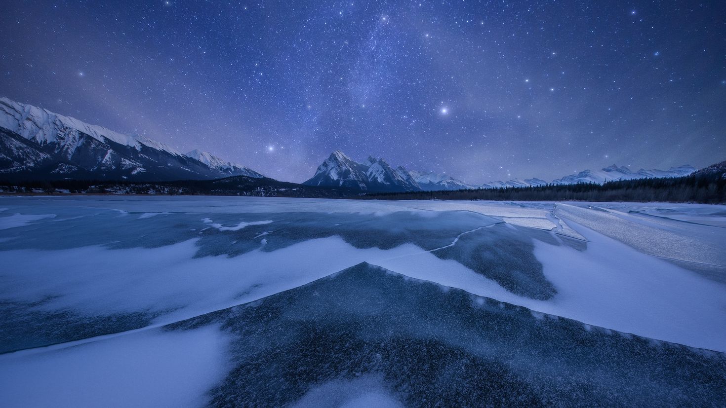 Зима горы ночь