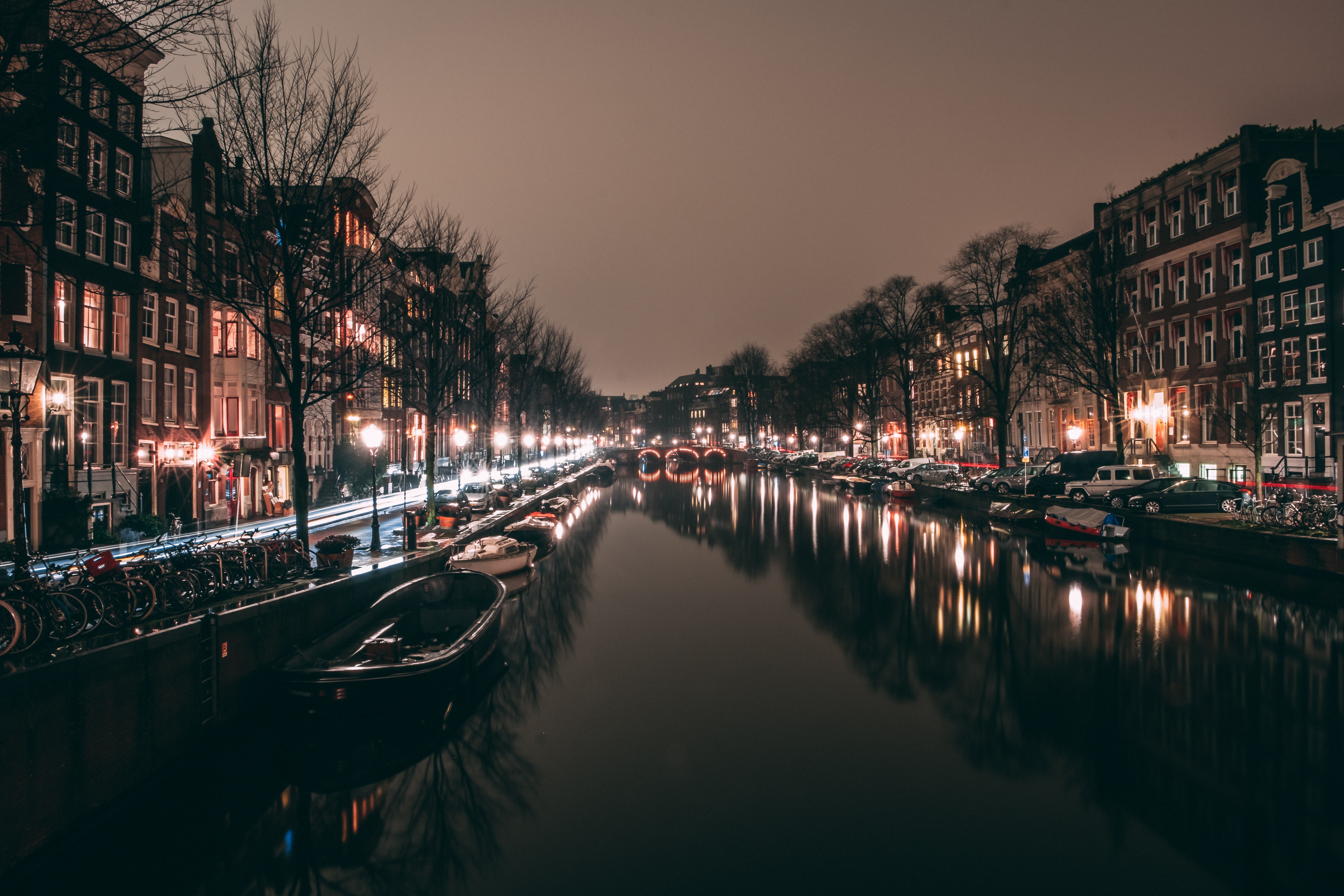79619 Bildschirmschoner und Hintergrundbilder Amsterdam auf Ihrem Telefon. Laden Sie nächtliche stadt, niederlande, kanal, lichter der stadt Bilder kostenlos herunter