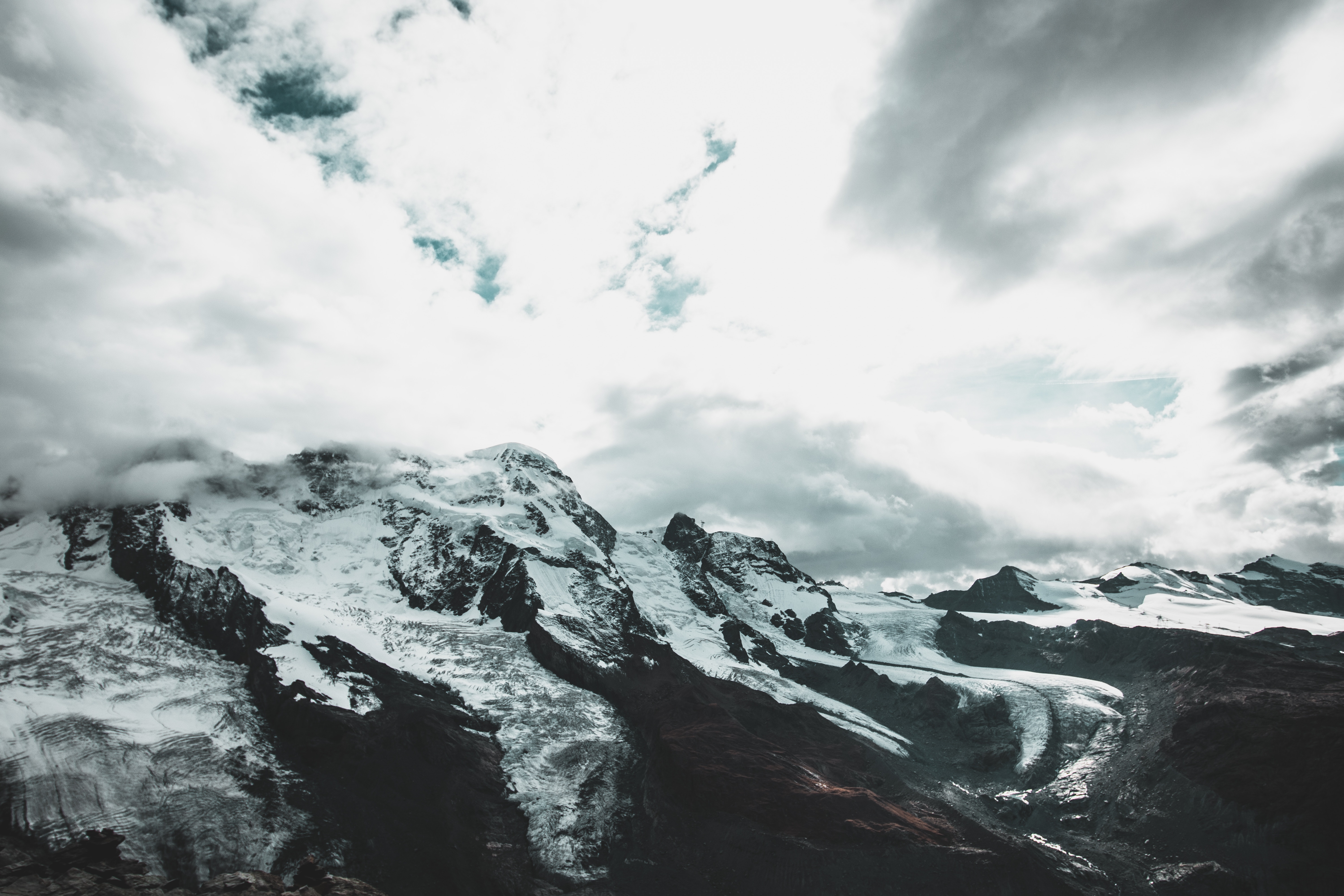 157213 Bildschirmschoner und Hintergrundbilder Schweiz auf Ihrem Telefon. Laden Sie natur, mountains, oberteile, scheitelpunkt, schweiz, zermatt Bilder kostenlos herunter