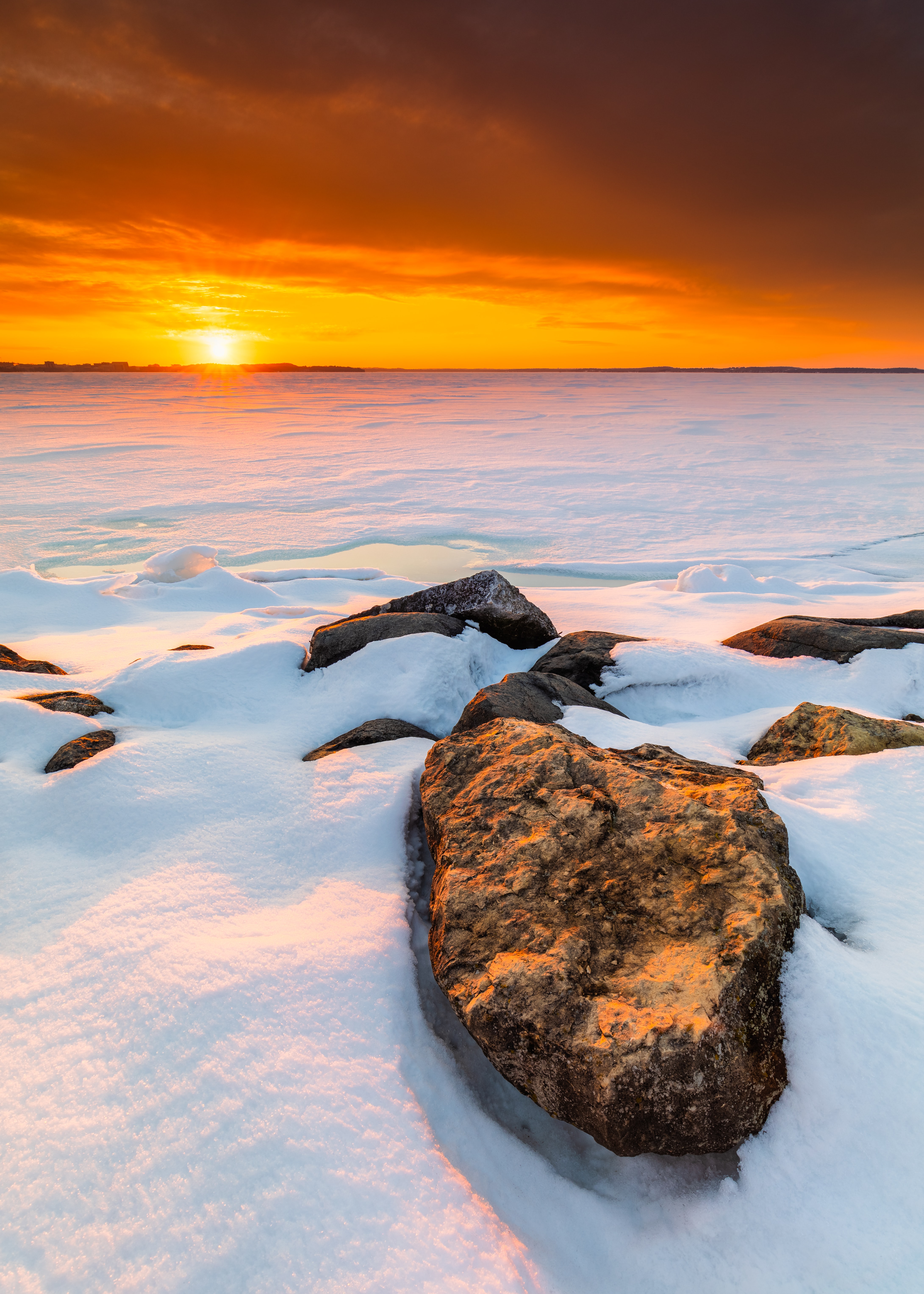 108011 Hintergrundbild herunterladen natur, sun, schnee, horizont, klumpen - Bildschirmschoner und Bilder kostenlos