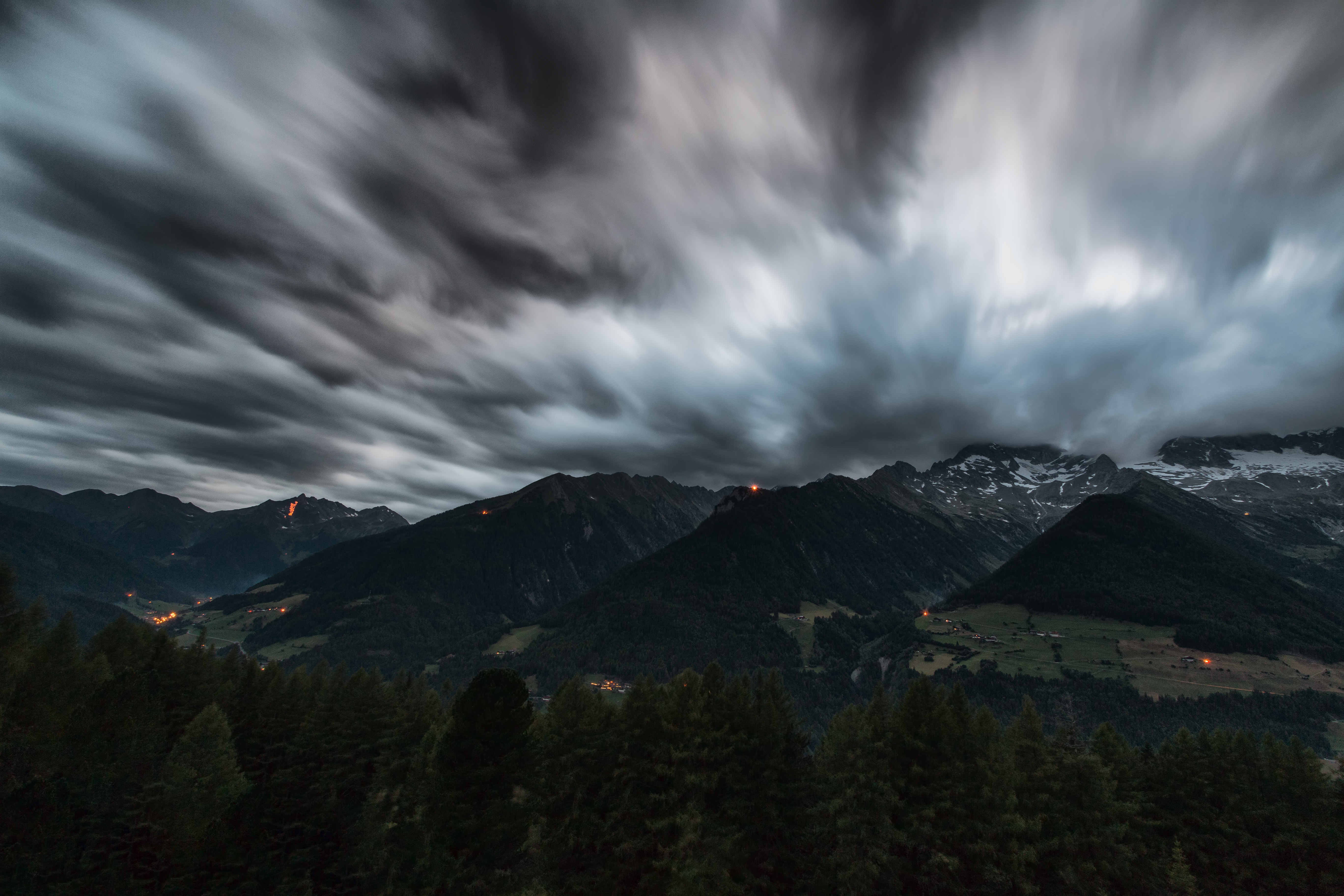 Handy-Wallpaper Natur, Mountains, Clouds, Alpen kostenlos herunterladen.