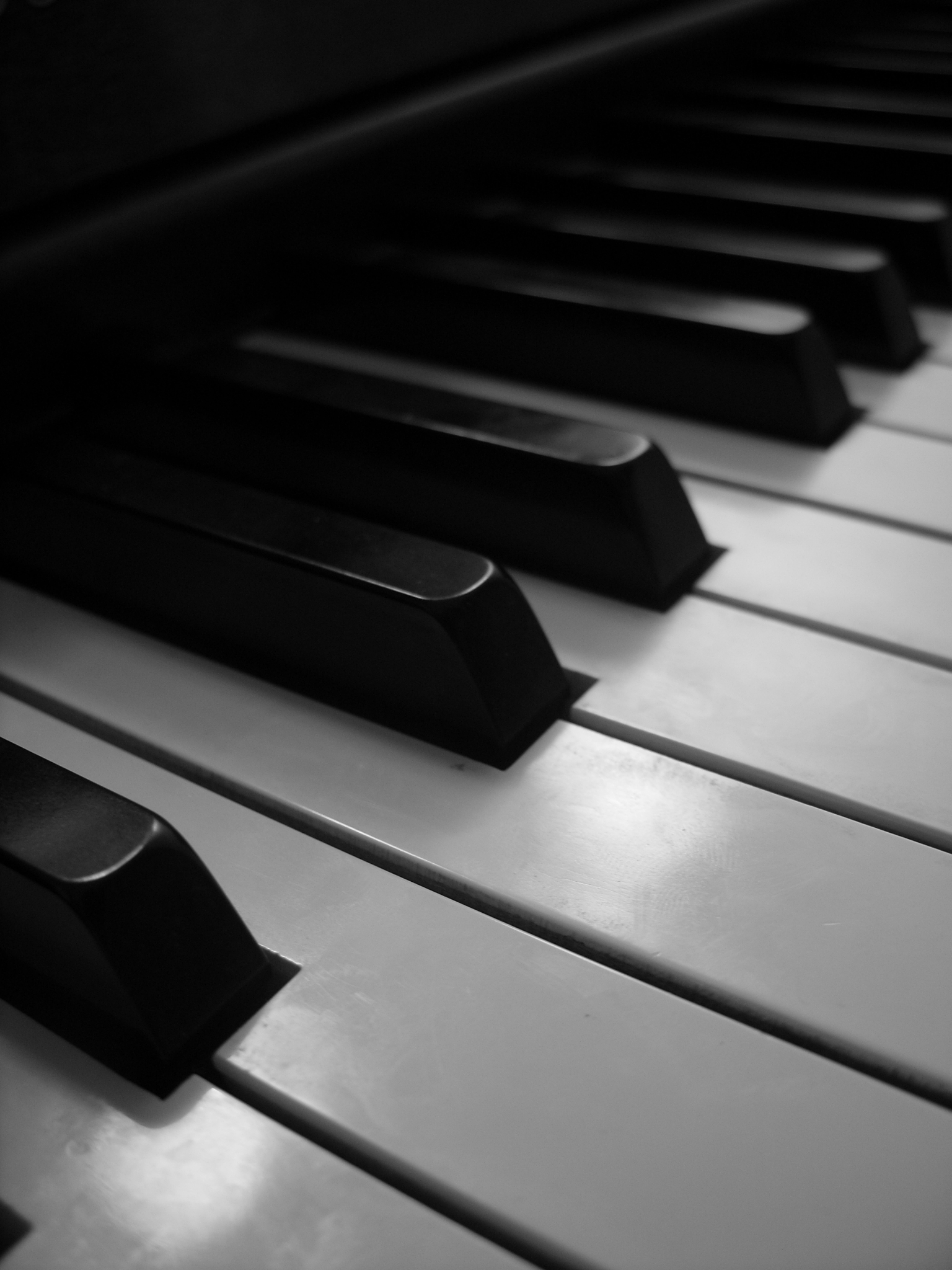 117237 download wallpaper piano, music, macro, musical instrument, bw, chb, keys screensavers and pictures for free