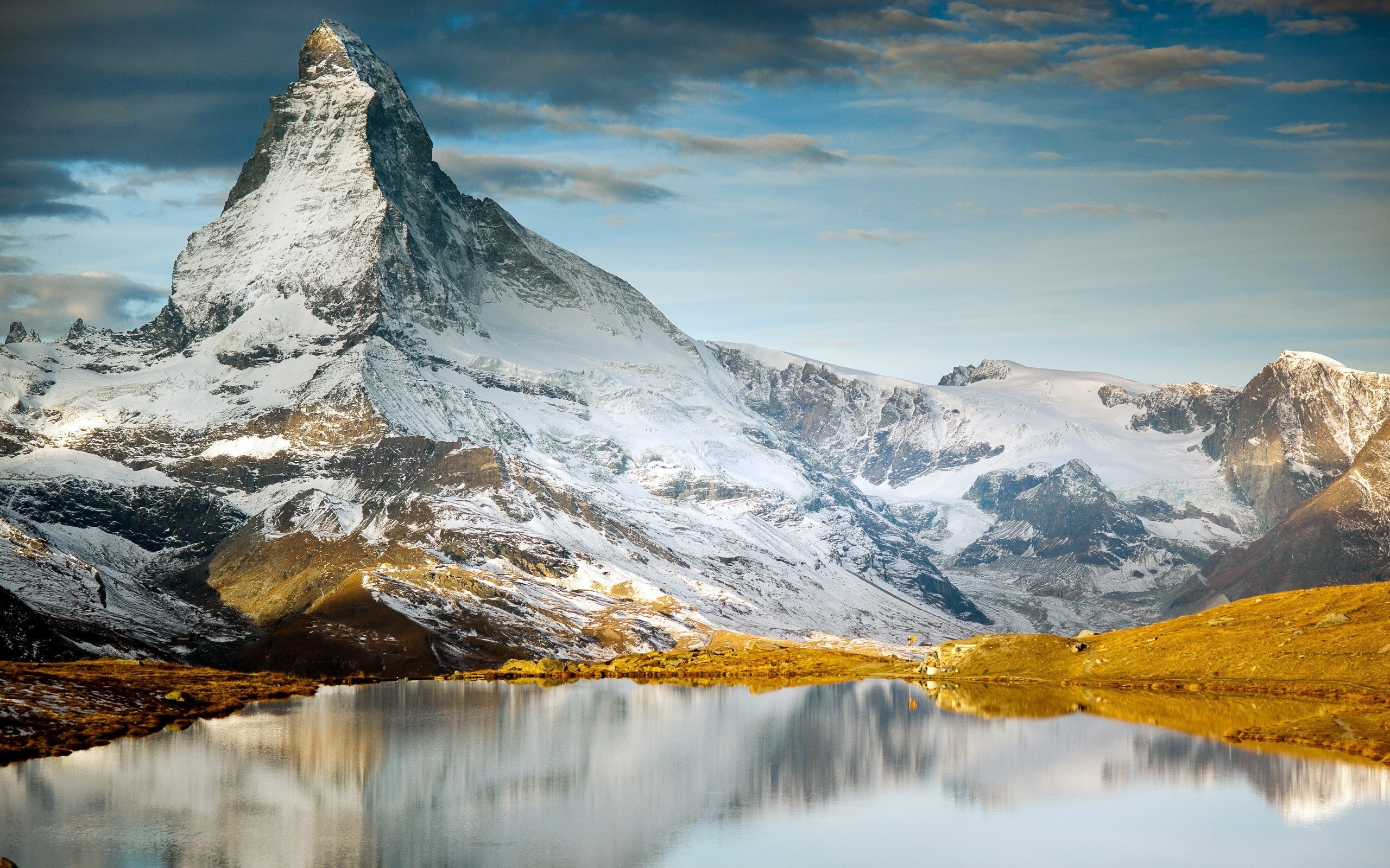 Горный сток. Пик Маттерхорн Швейцария. Гора Маттерхорн в Швейцарии. Matterhorn гора в Швейцарии.