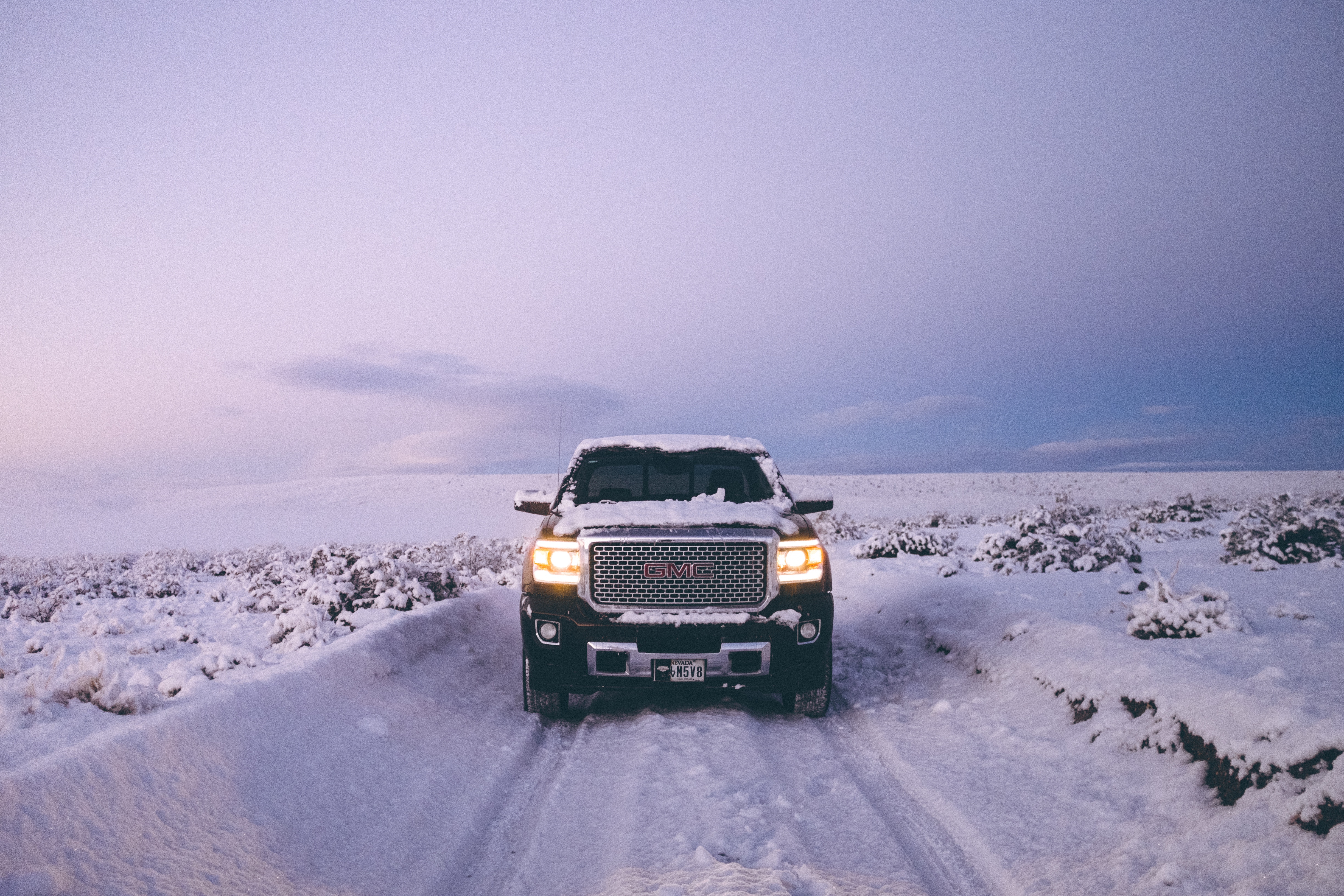 65133 Screensavers and Wallpapers Pickup for phone. Download pickup, winter, snow, cars, black, suv, front view, off-road, impassability, gms sierra, gms pictures for free