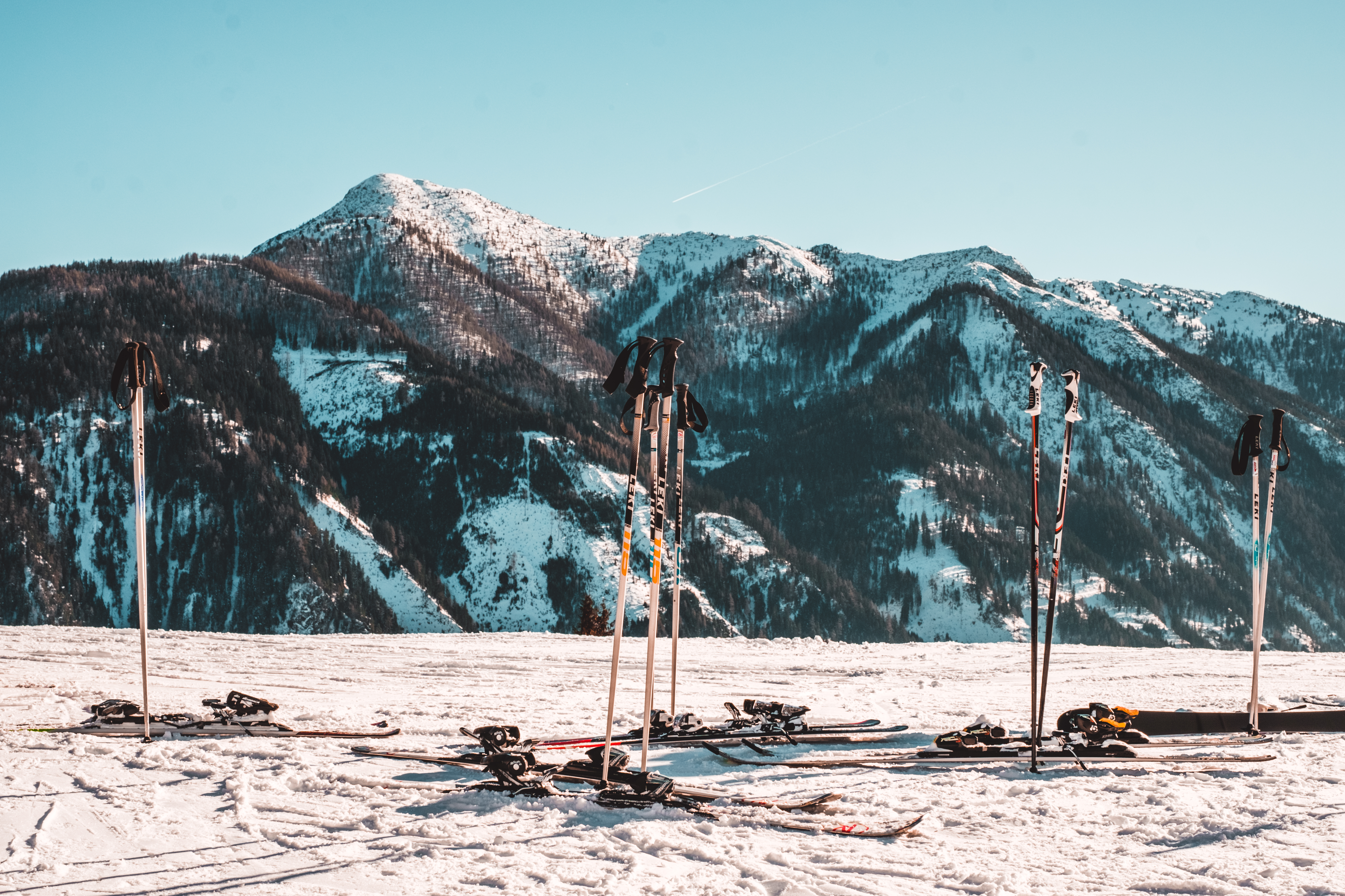 69705 Hintergrundbilder und Skifahren Bilder auf dem Desktop. Laden Sie sport, winter, schnee, mountains Bildschirmschoner kostenlos auf den PC herunter