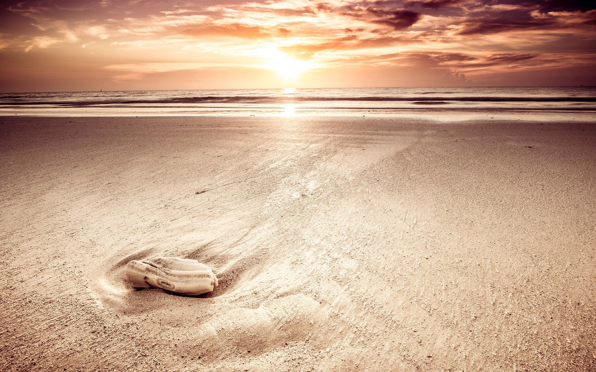 131915 Заставки и Обои Песок на телефон. Скачать пляж, небо, природа, море картинки бесплатно